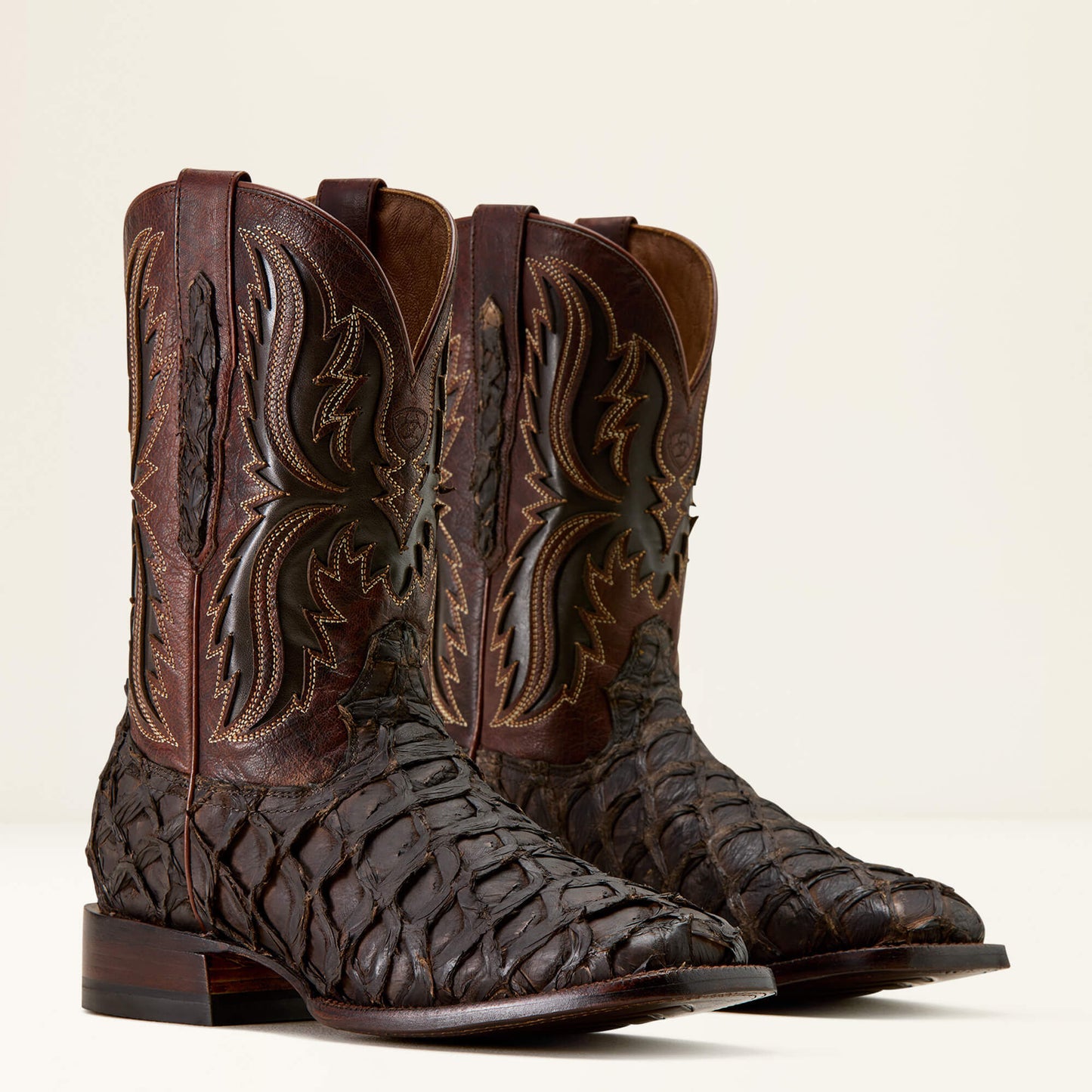 Ariat Outlet - Ashwood Wide Square Toe Cowboy Boot