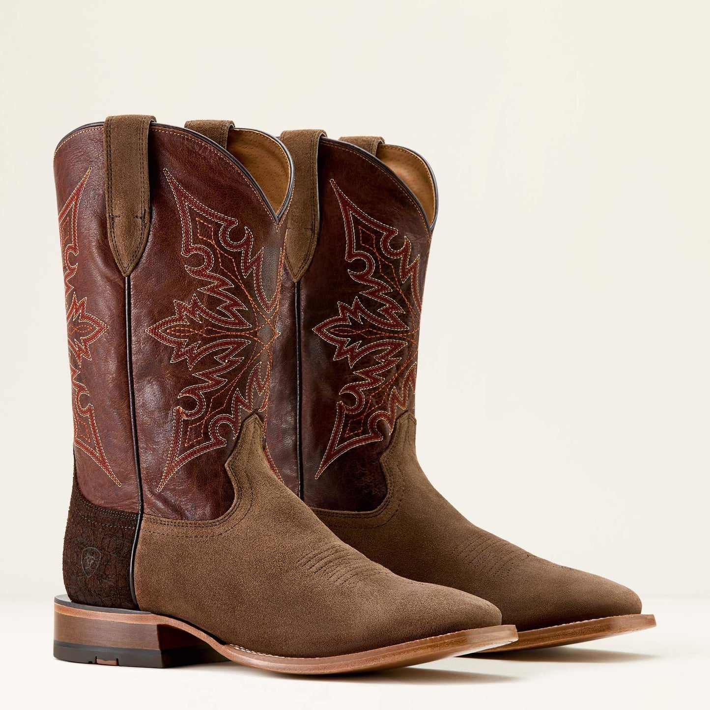 Ariat US - Circuit Gritty Wide Square Toe Cowboy Boot