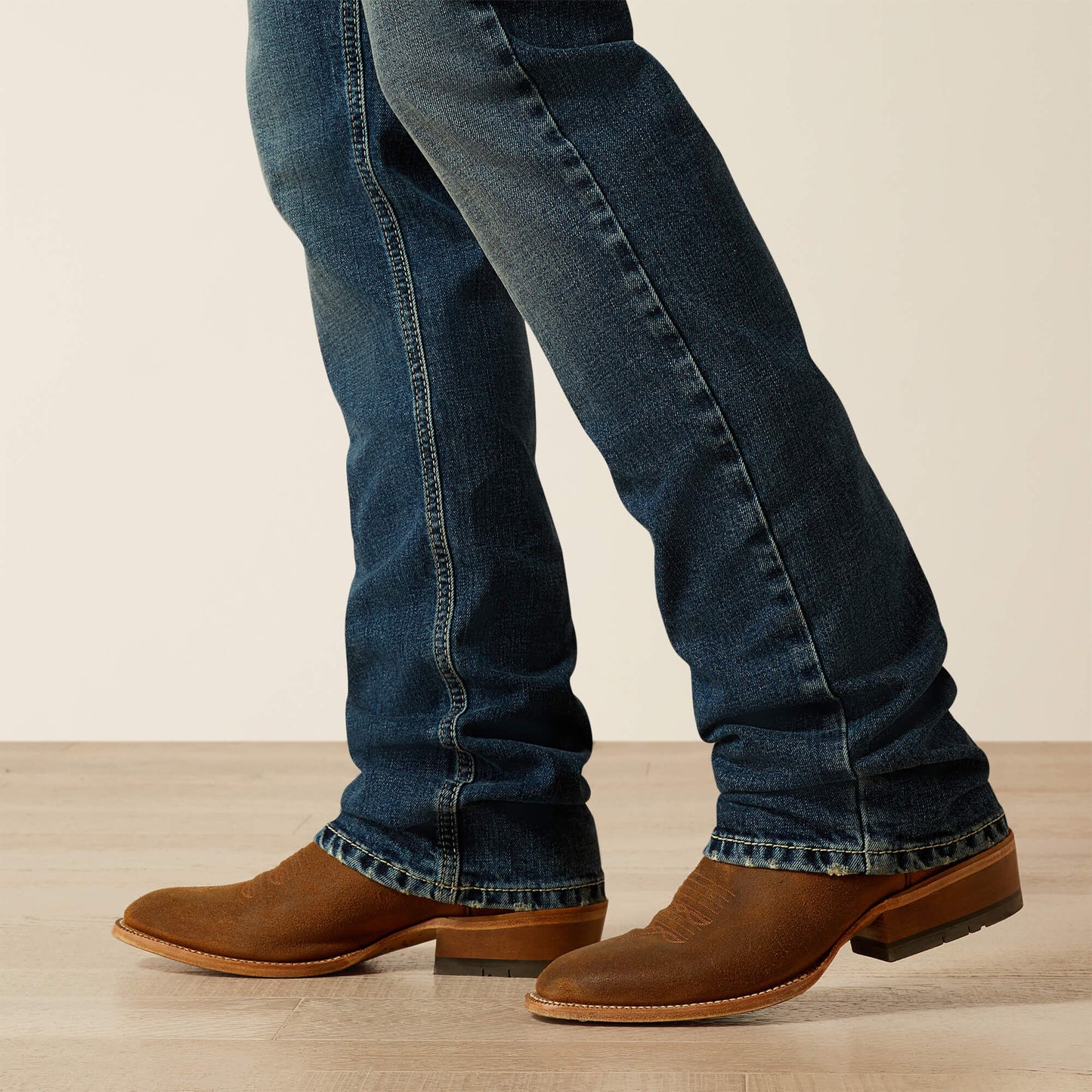 Ariat Outlet - M7 Slim Sawyer Classic Rise Straight Leg Jeans