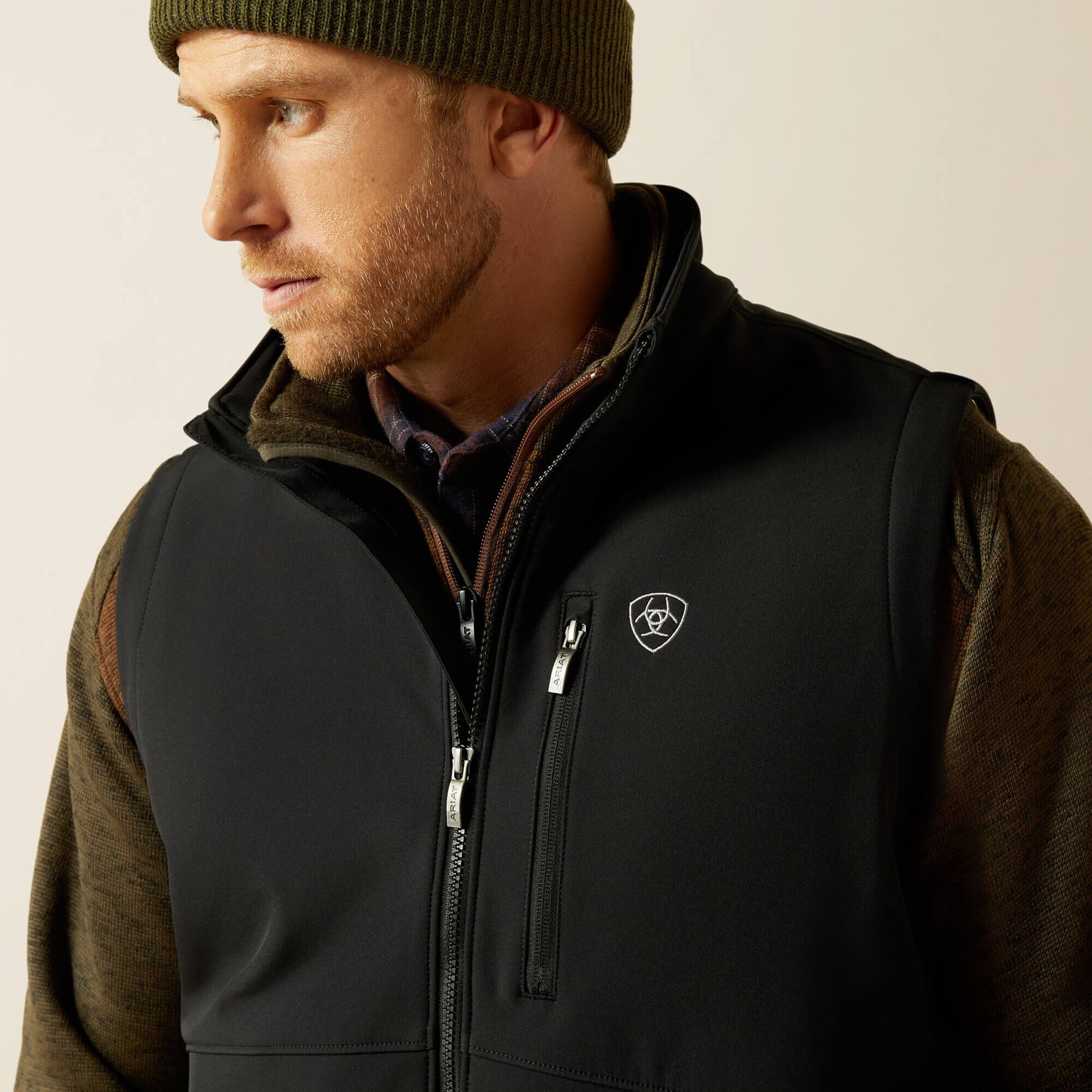 Ariat Online - Logo Softshell Vest