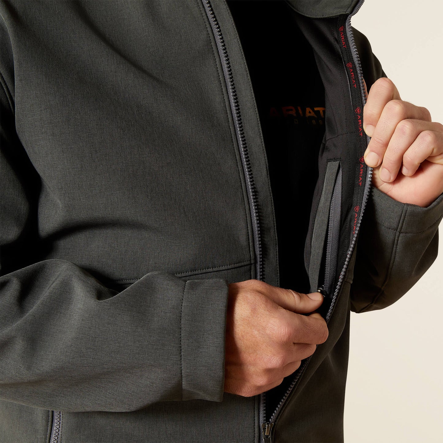 Ariat US - Logo Softshell Jacket