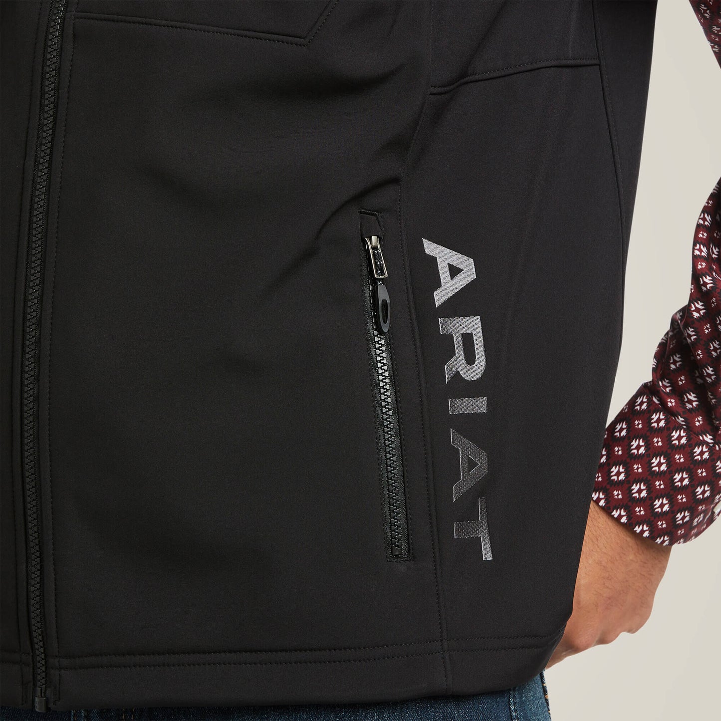 Ariat US - Logo 2.0 Patriot Softshell Vest