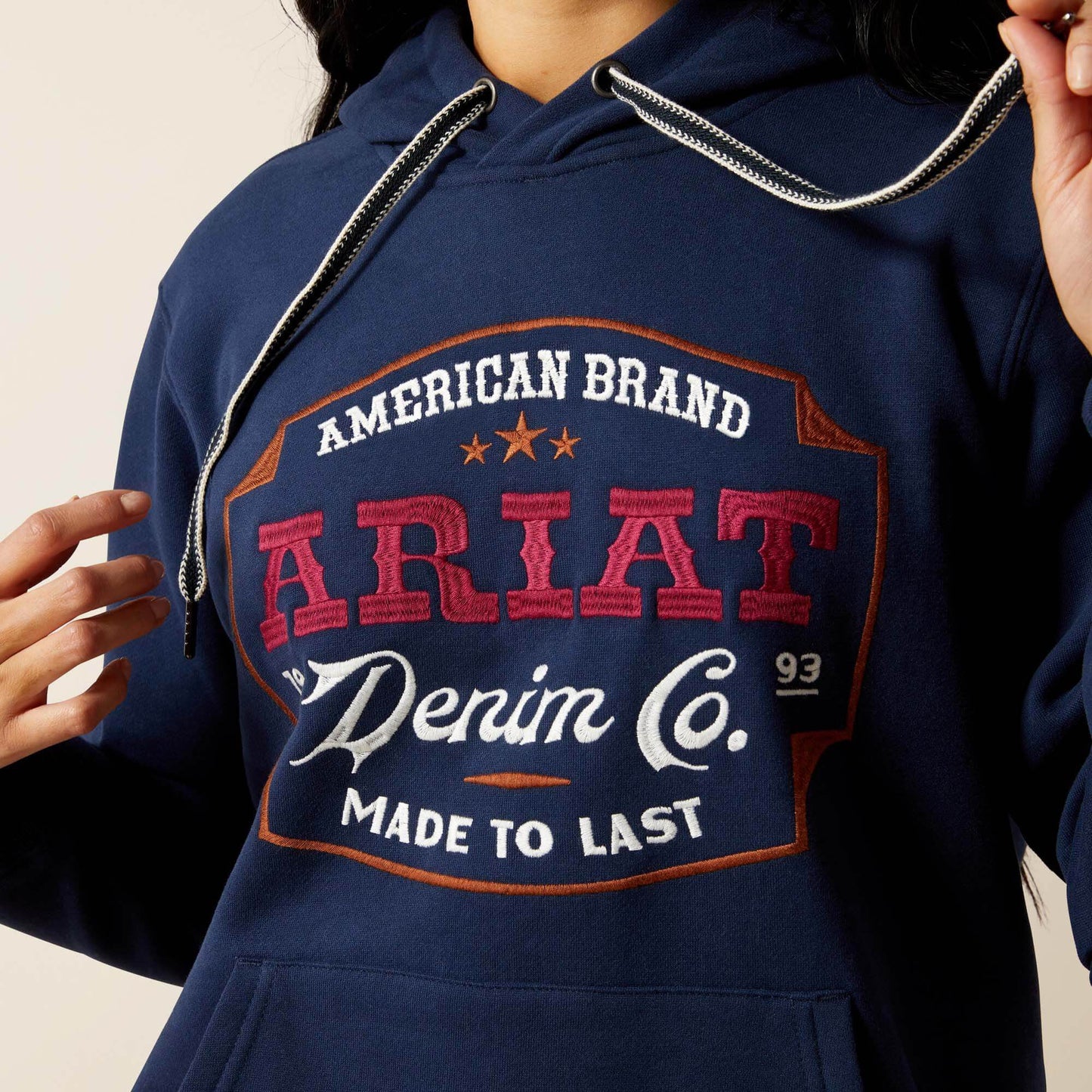 Ariat Outlet - Ariat Emblem Hoodie
