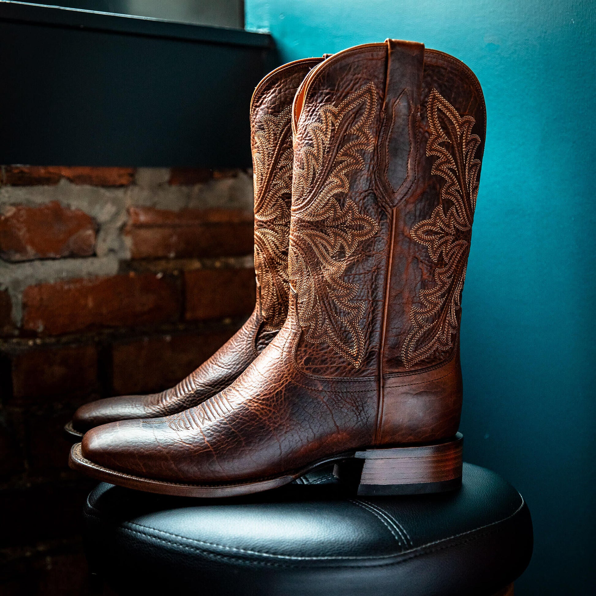 Ariat For Sale - Bench Made Bassett Cowboy Boot