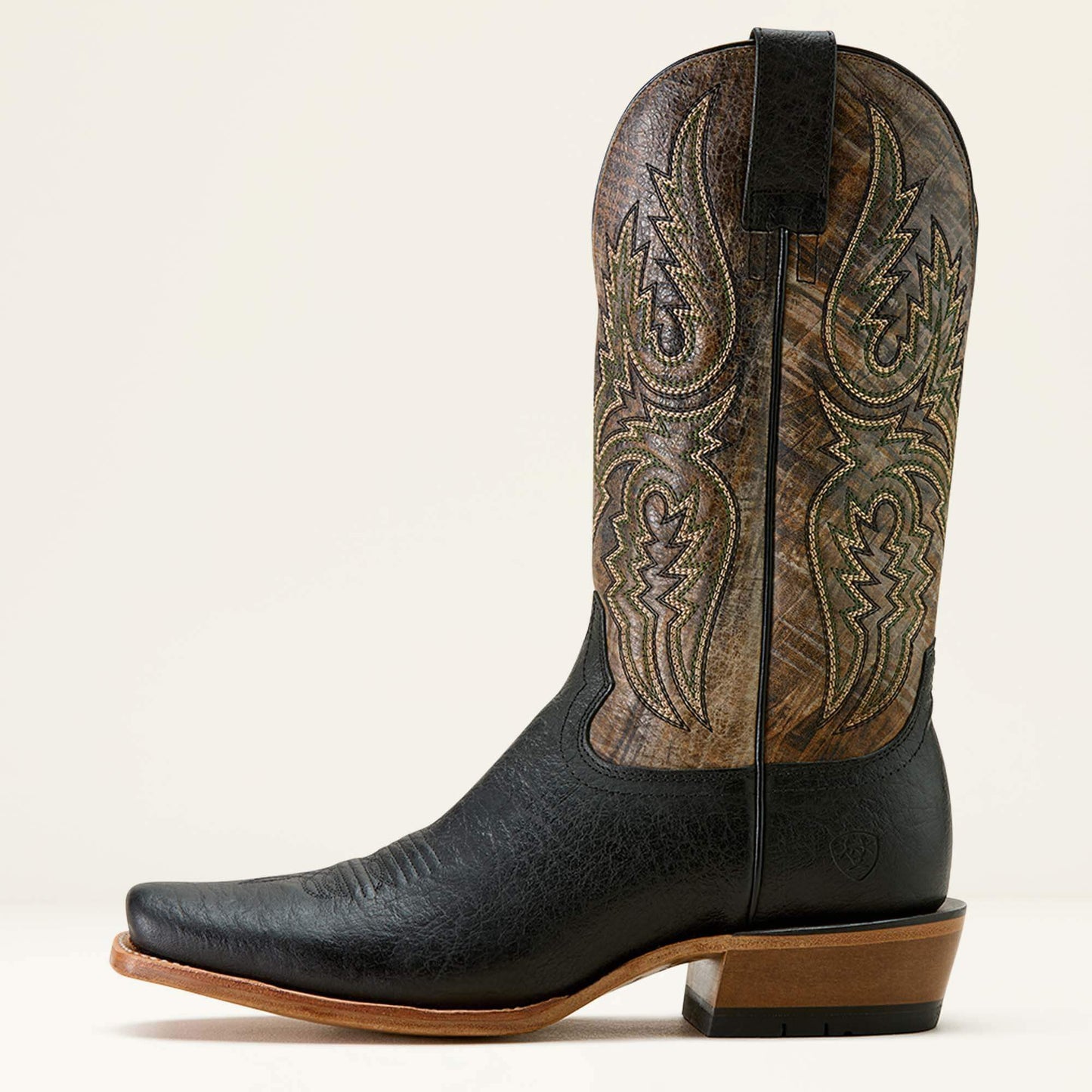Ariat For Sale - Futurity Platinum Narrow Cutter Toe Cowboy Boot