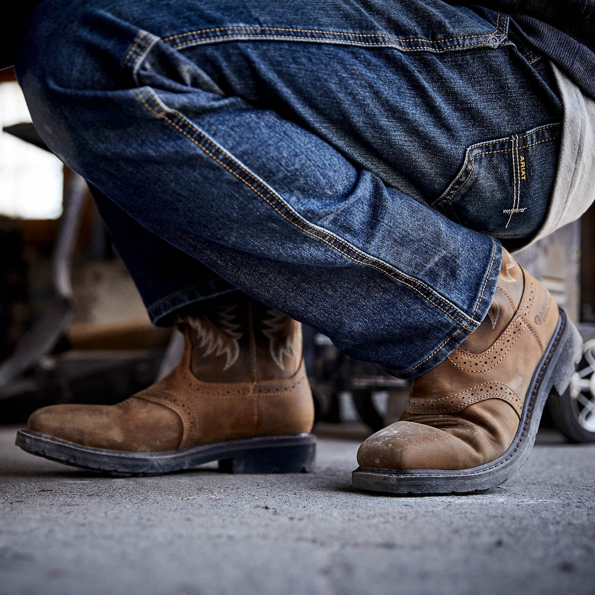 Ariat On Sale - Sierra Wide Square Toe Steel Toe Work Boot