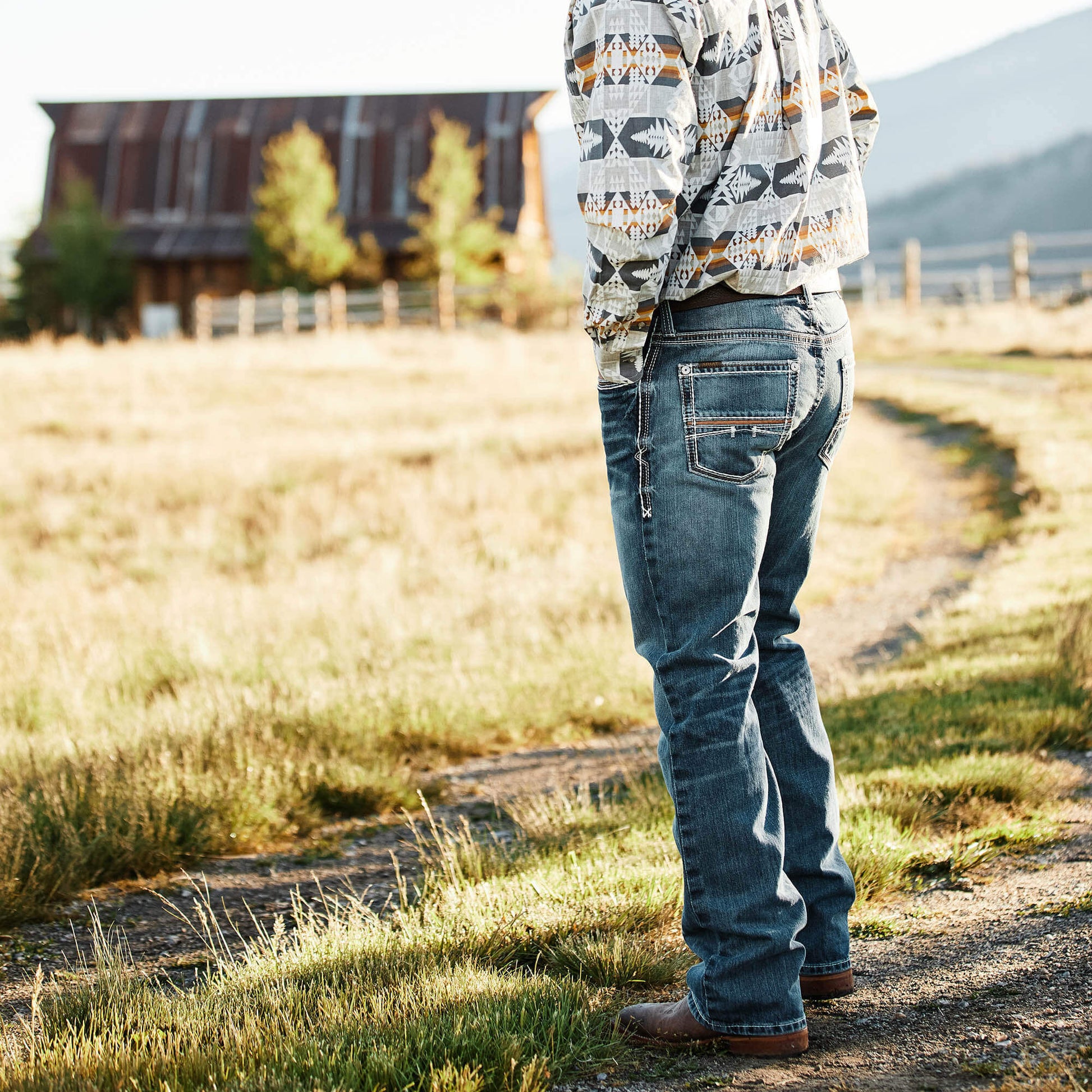 Ariat US - M4 Low Rise Coltrane Boot Cut Jean