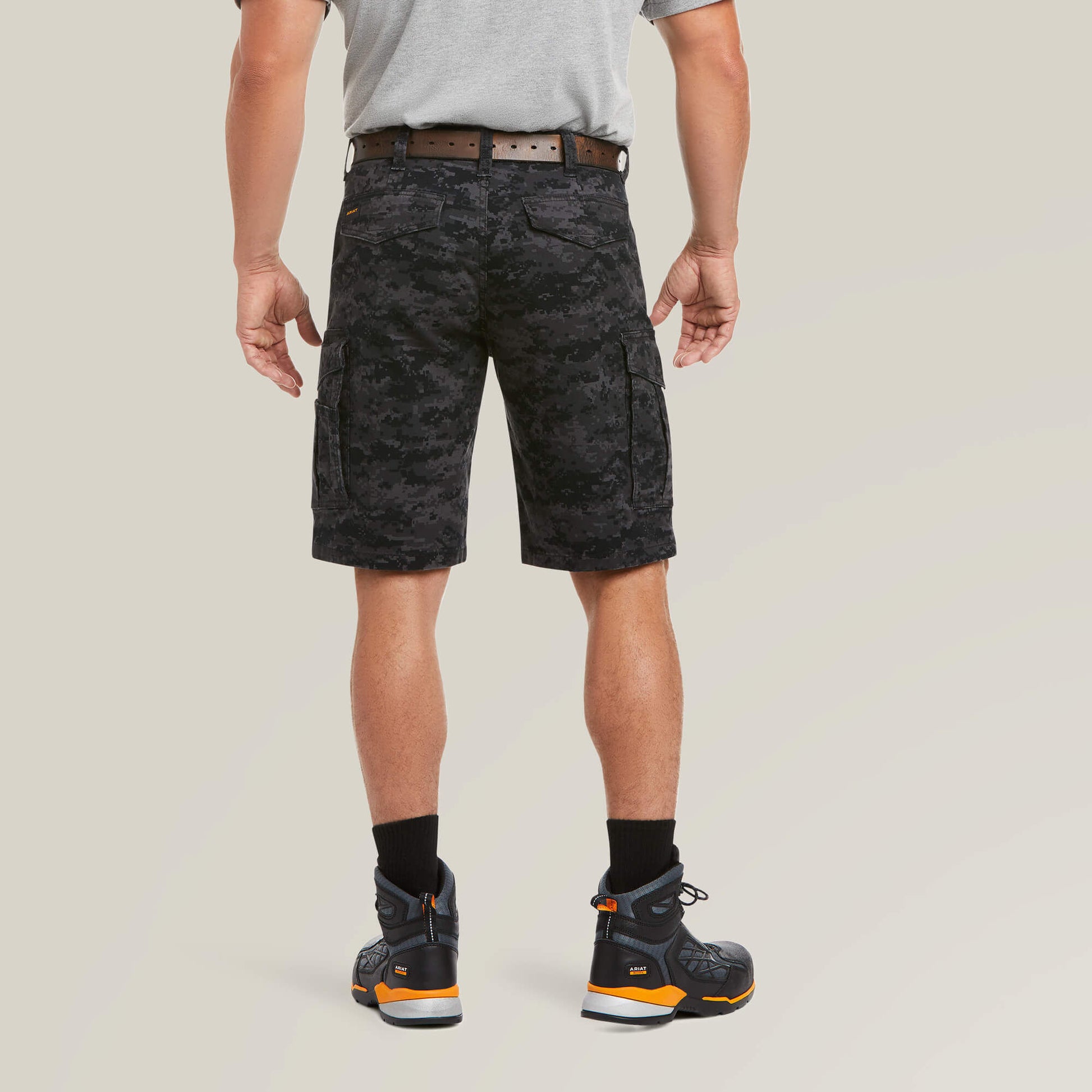 Ariat US - Rebar DuraStretch Made Tough Cargo 11" Short