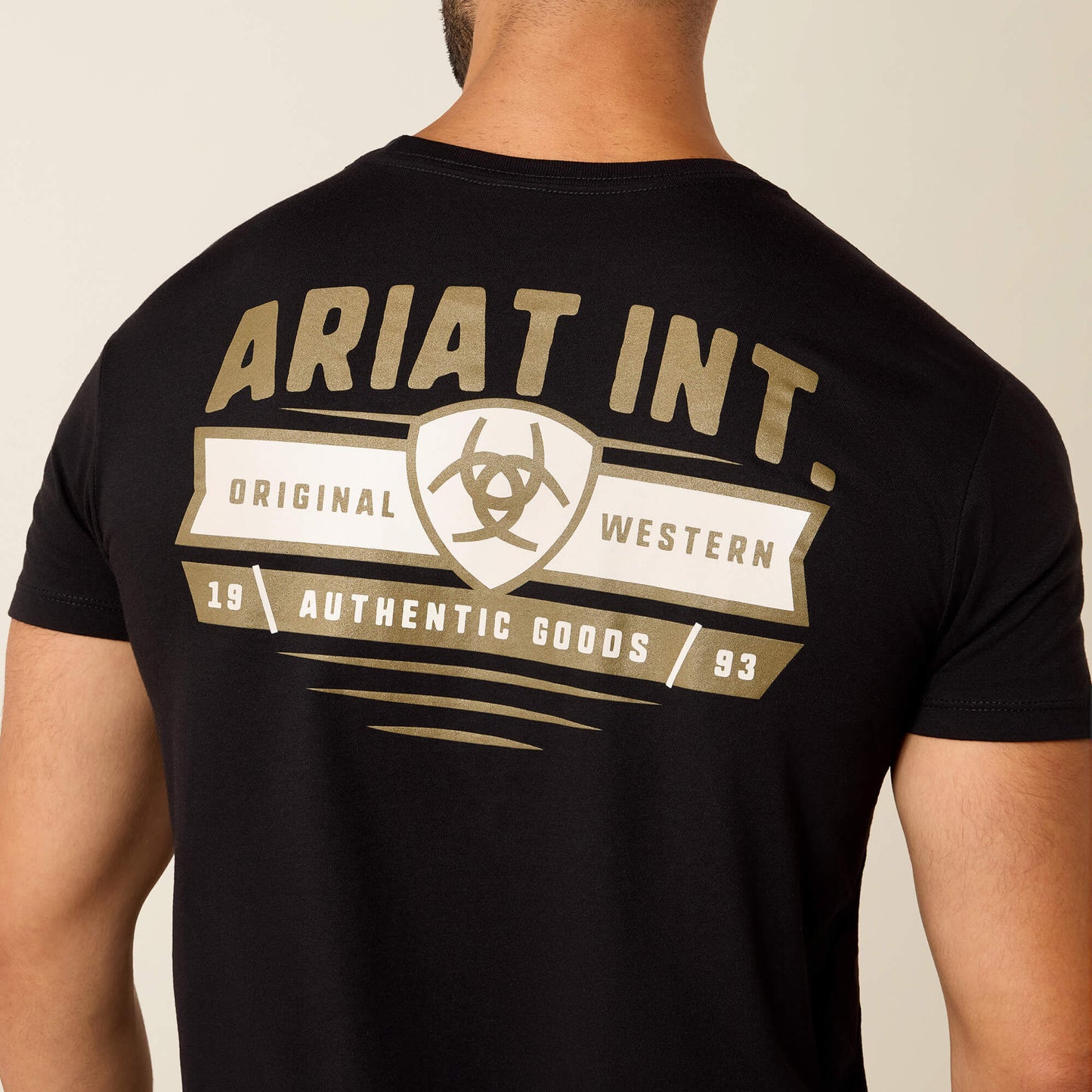 Ariat Outlet - Ariat Banner Badge T-Shirt