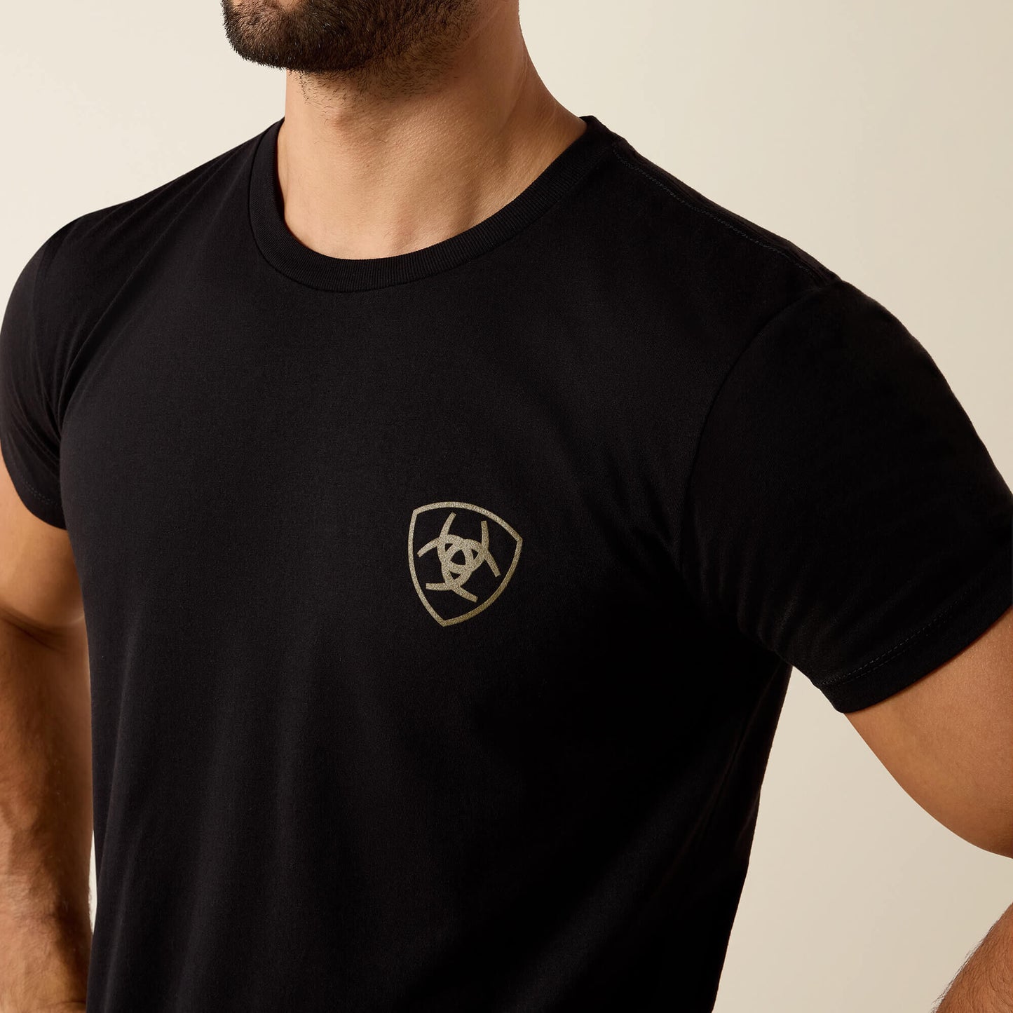 Ariat Outlet - Ariat Banner Badge T-Shirt