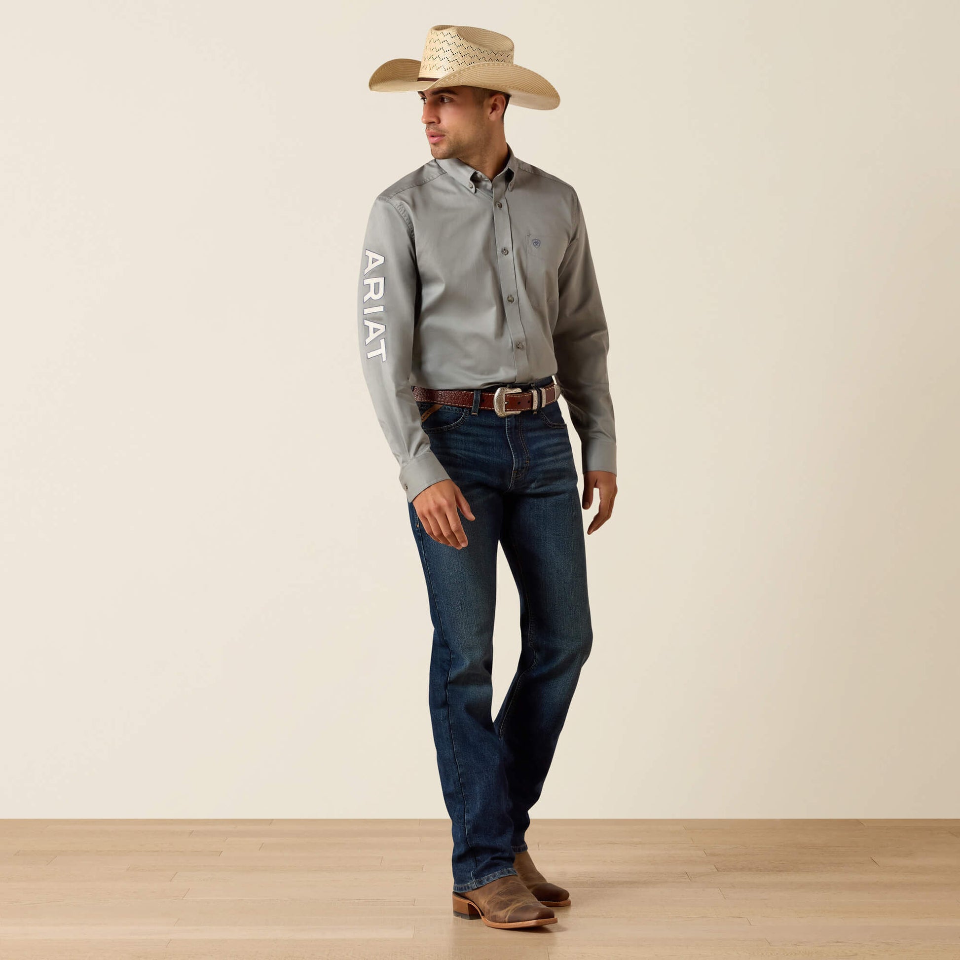 Ariat Sale - Team Logo Lightweight Twill Fitted Shirt