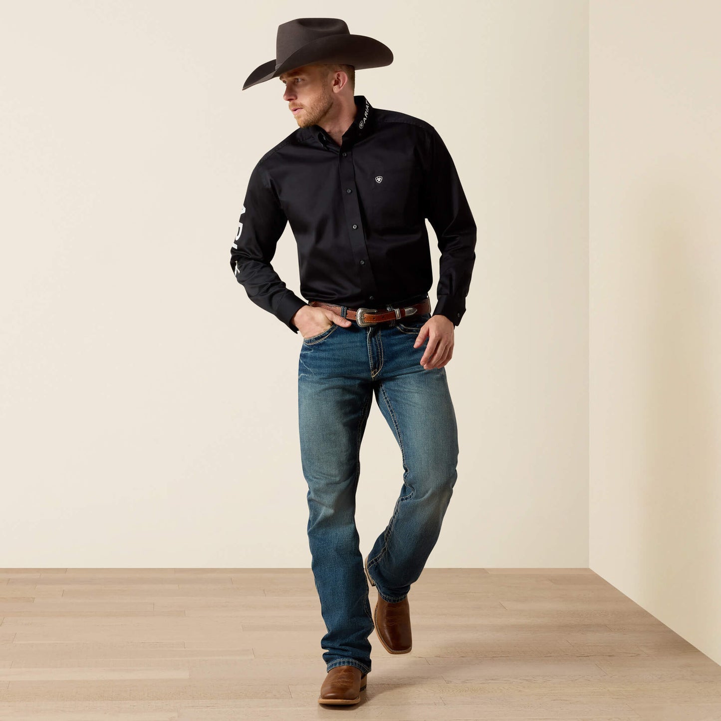 Ariat On Sale - Team Logo Twill Classic Fit Shirt