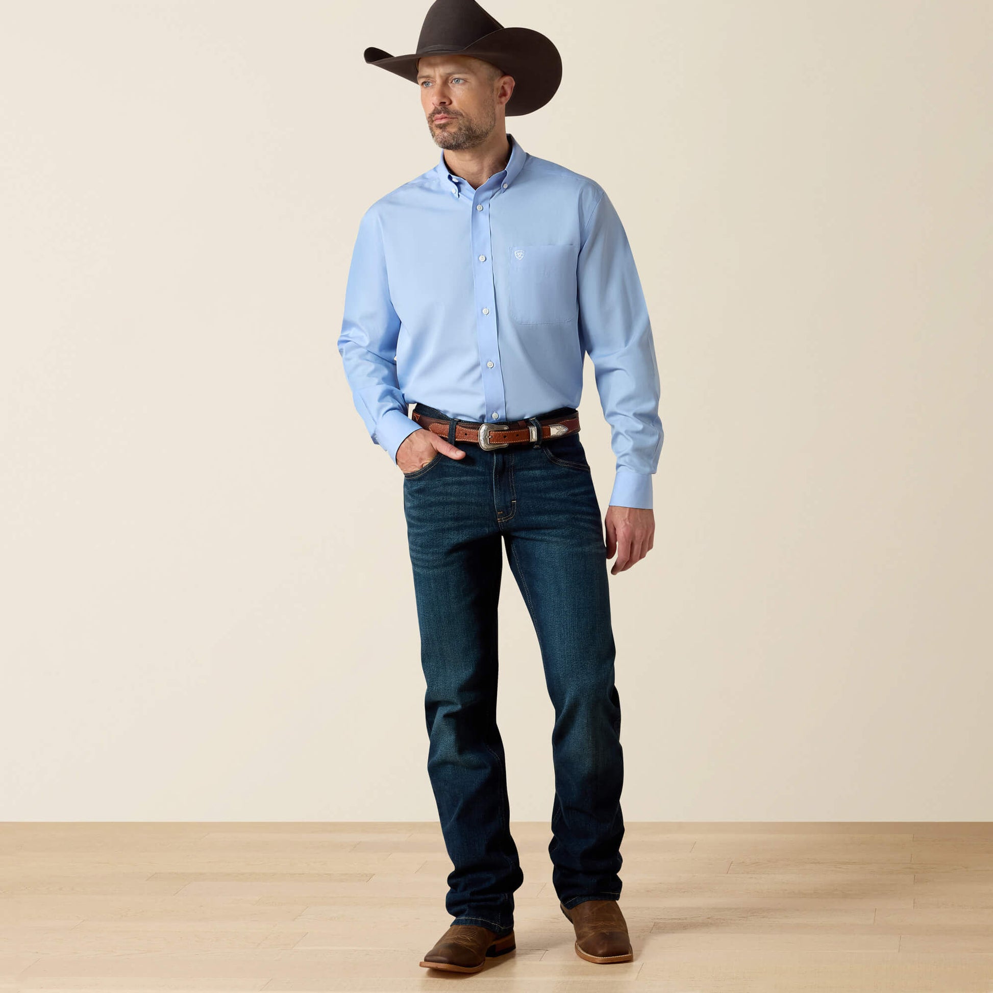 Ariat For Sale - Wrinkle Free Solid Classic Fit Shirt