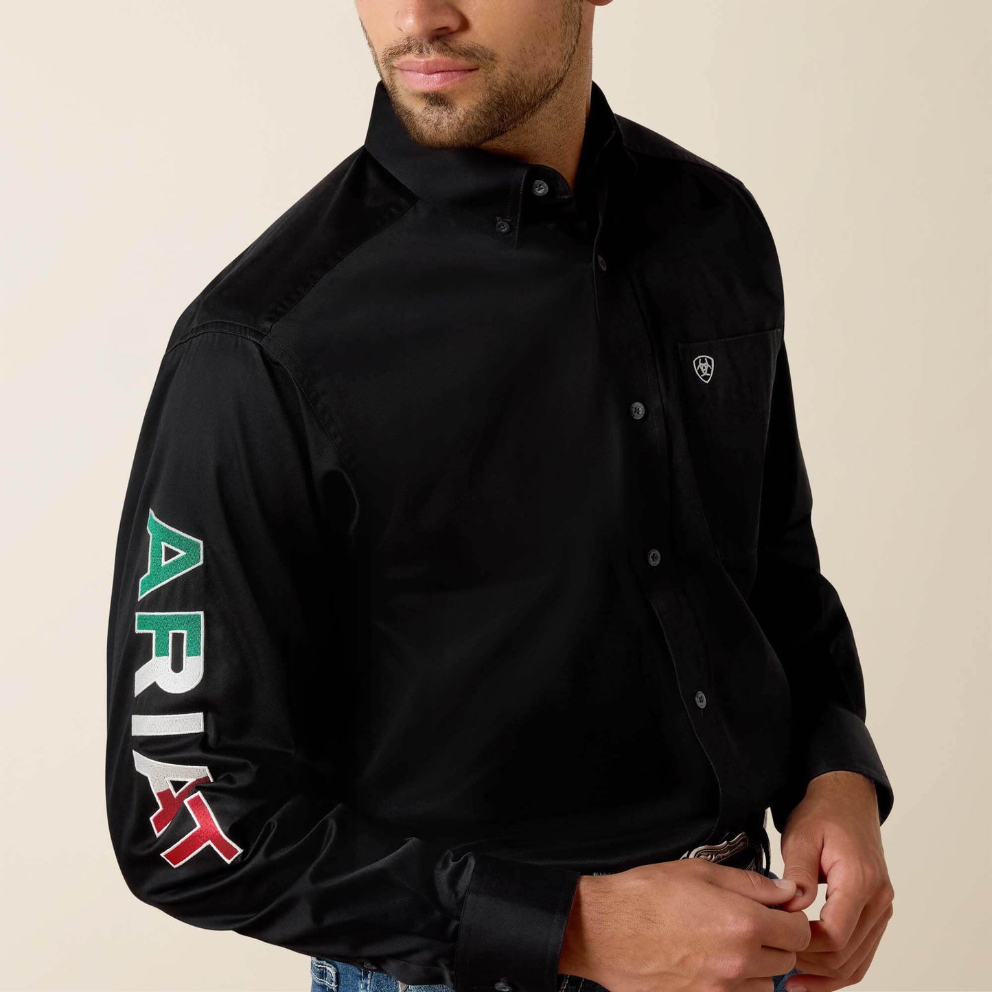 Ariat US - Team Logo Twill Classic Fit Shirt