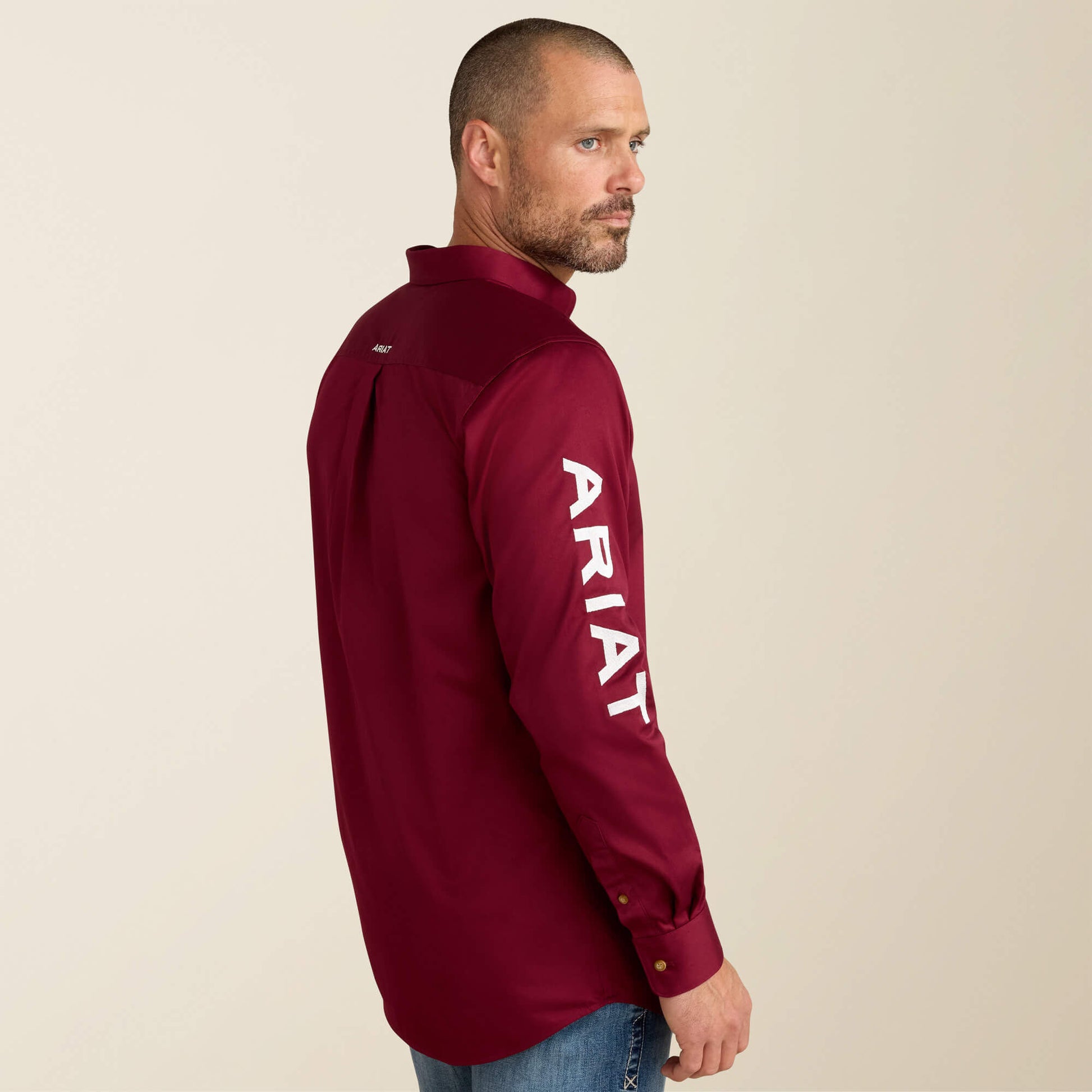 Ariat Outlet - Team Logo Twill Fitted Shirt