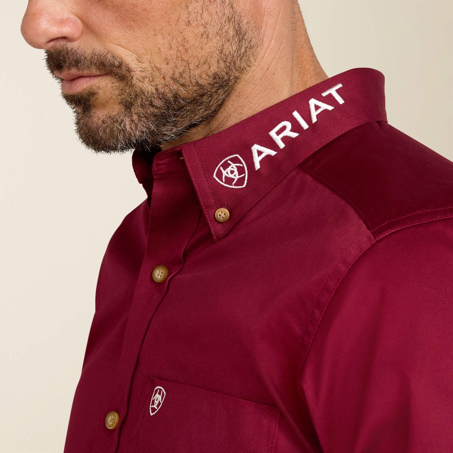 Ariat Outlet - Team Logo Twill Fitted Shirt