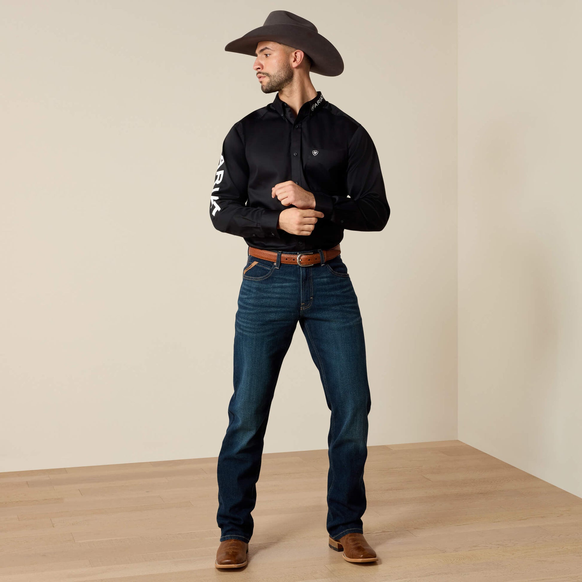 Ariat For Sale - Team Logo Twill Fitted Shirt
