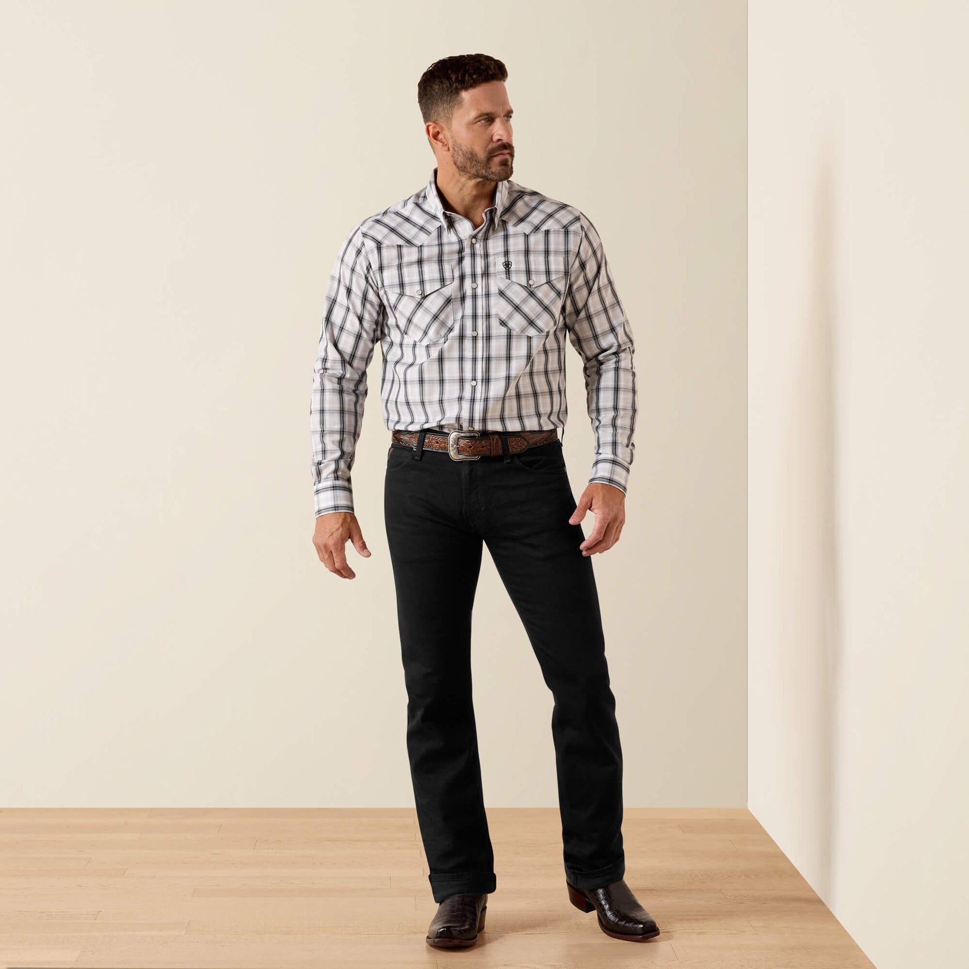 Ariat Sale - Wrinkle Free Ari Fitted Snap Shirt