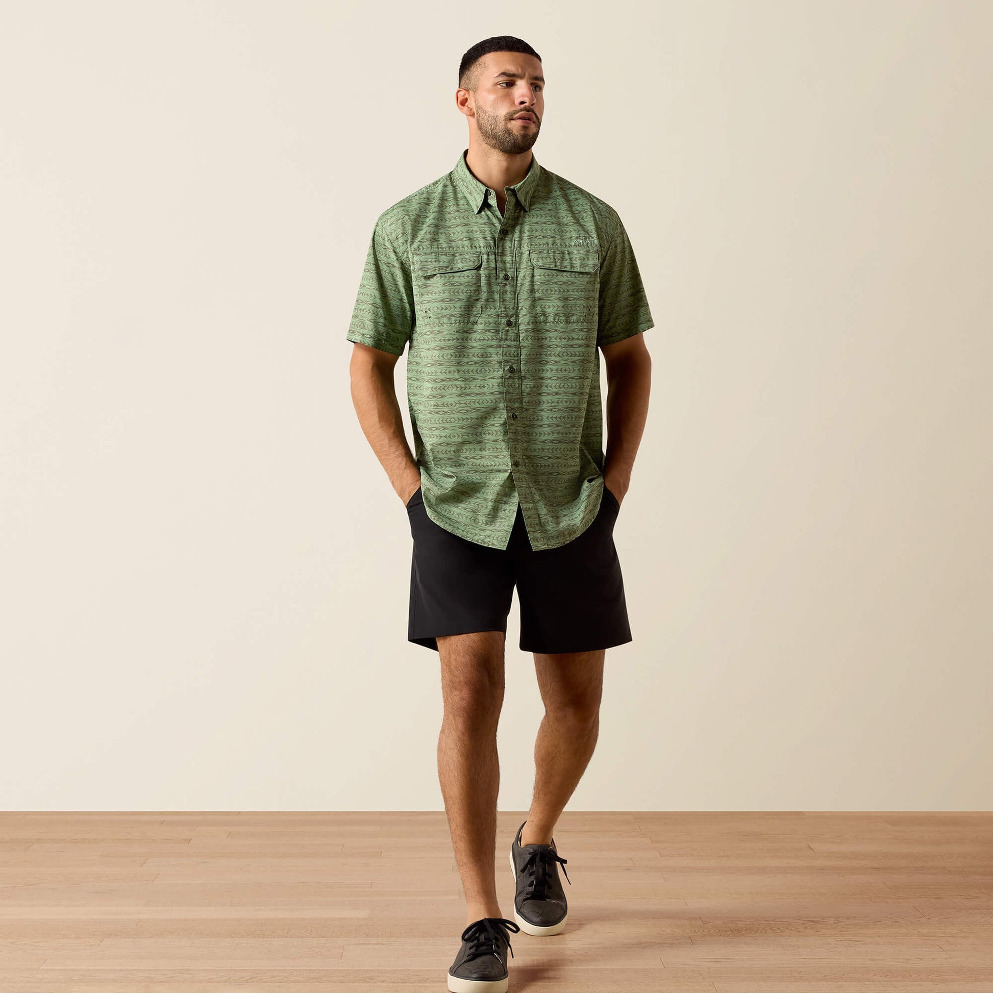 Ariat Outlet - Printed VentTEK Outbound Classic Fit Shirt