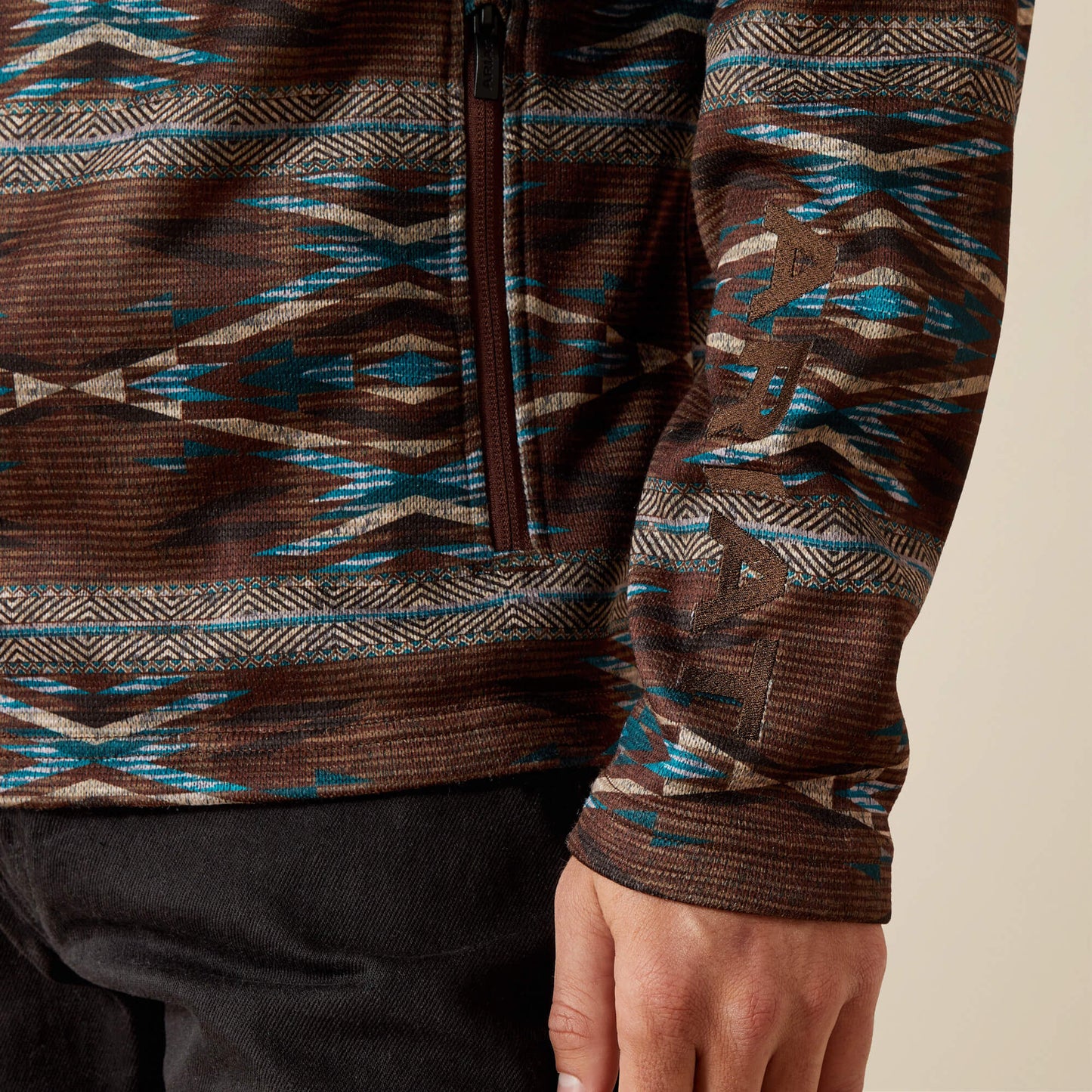 Ariat US - Caldwell Logo 1/4 Zip Sweater