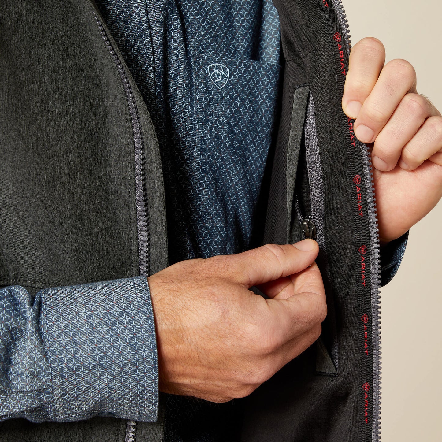 Ariat Sale - Logo Softshell Vest