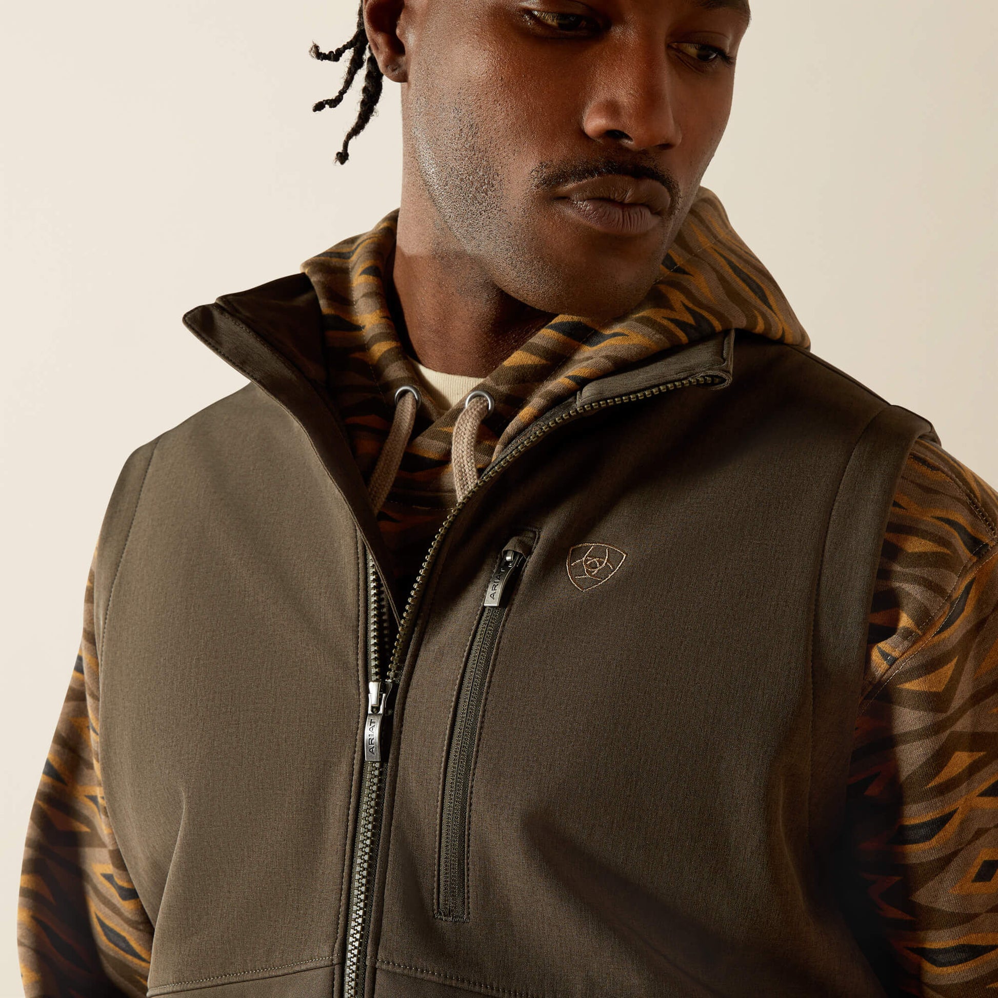 Ariat Website Store - Logo Softshell Vest