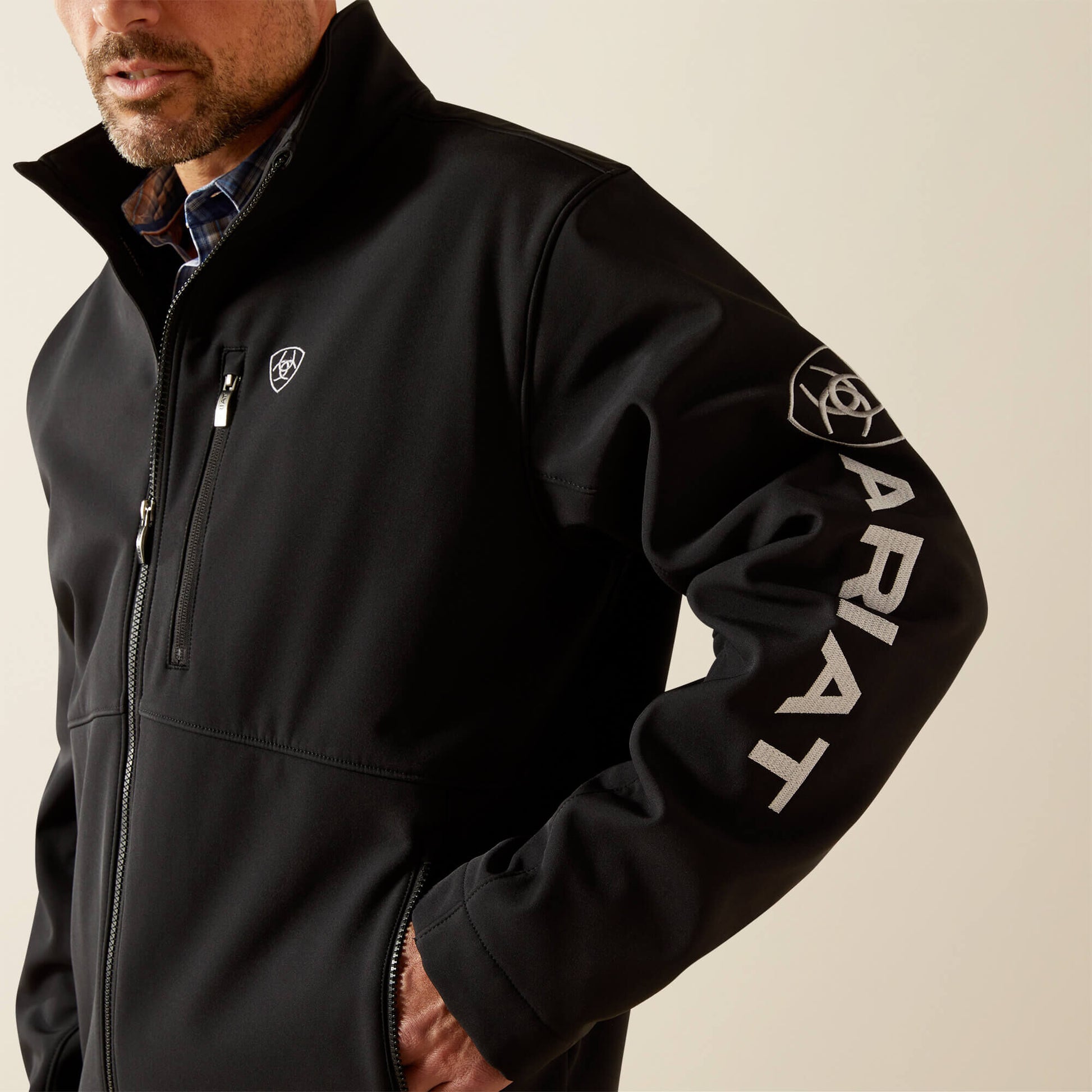 Ariat For Sale - Logo Softshell Jacket