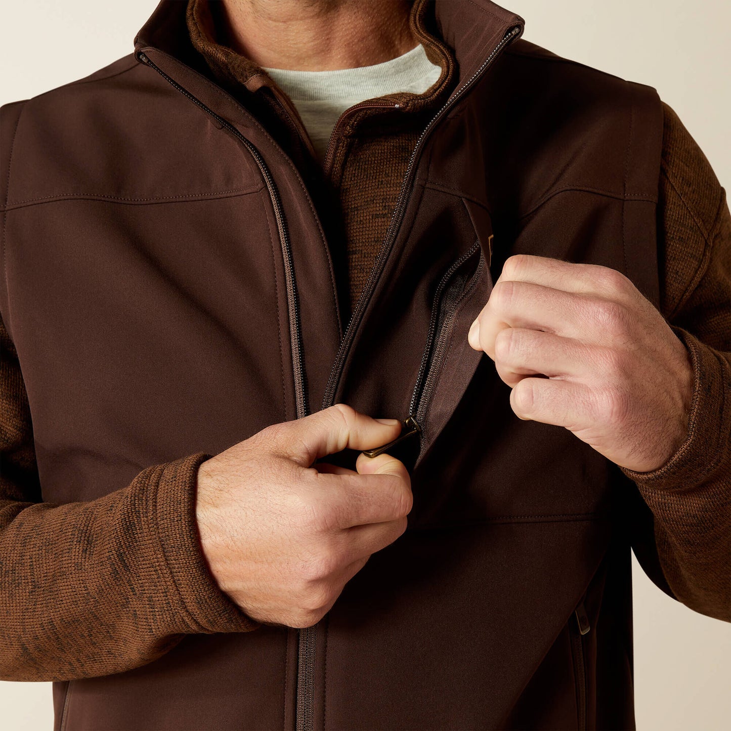 Ariat Online Shop - Vernon Softshell Vest
