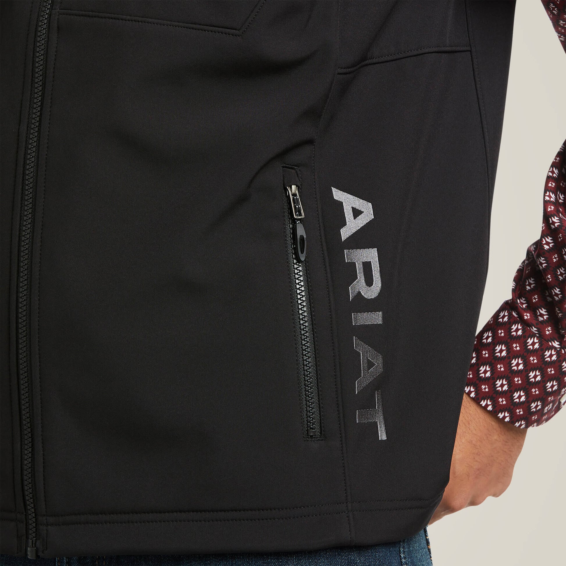 Ariat US - Logo 2.0 Patriot Softshell Vest