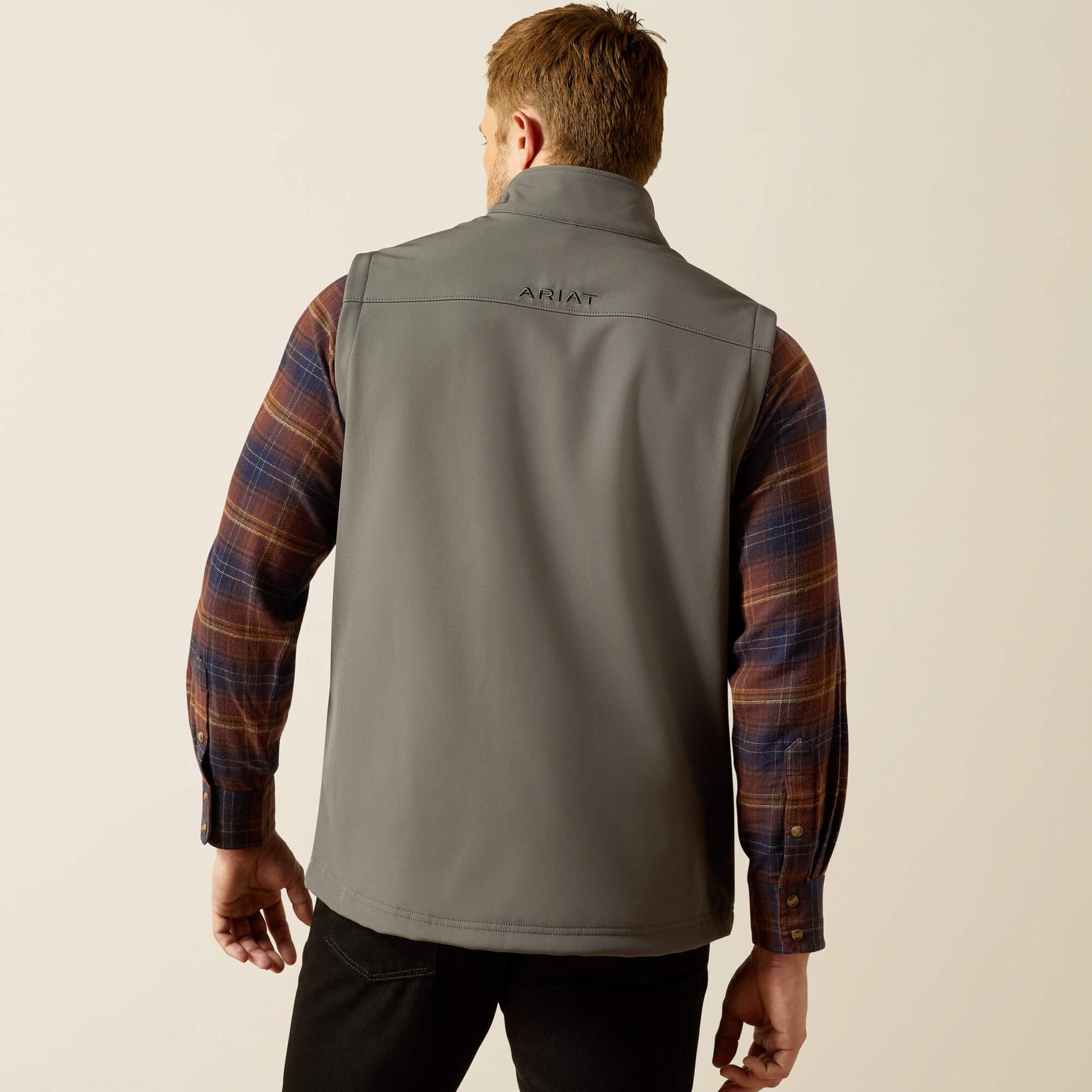 Ariat On Sale - Vernon Softshell Vest