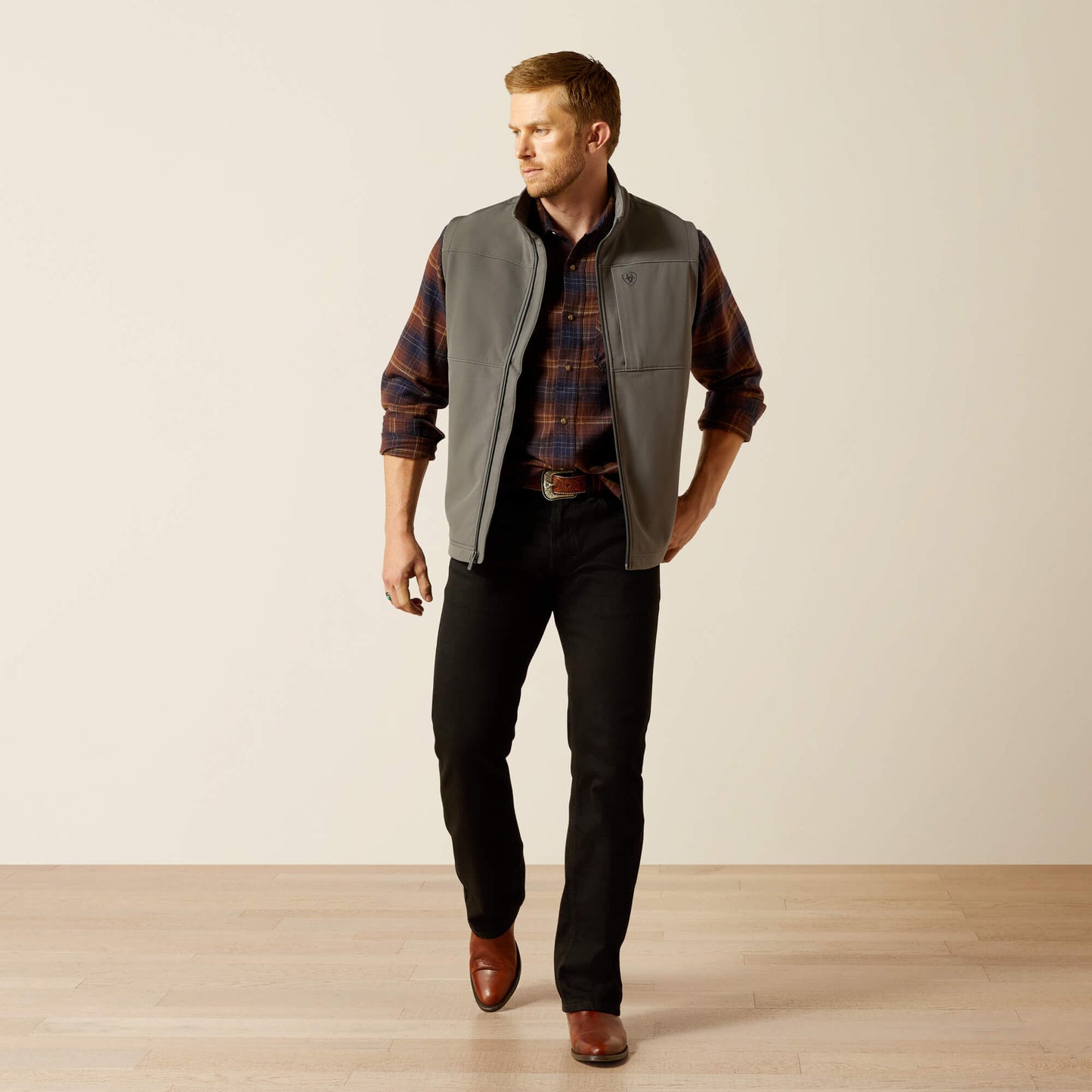 Ariat On Sale - Vernon Softshell Vest