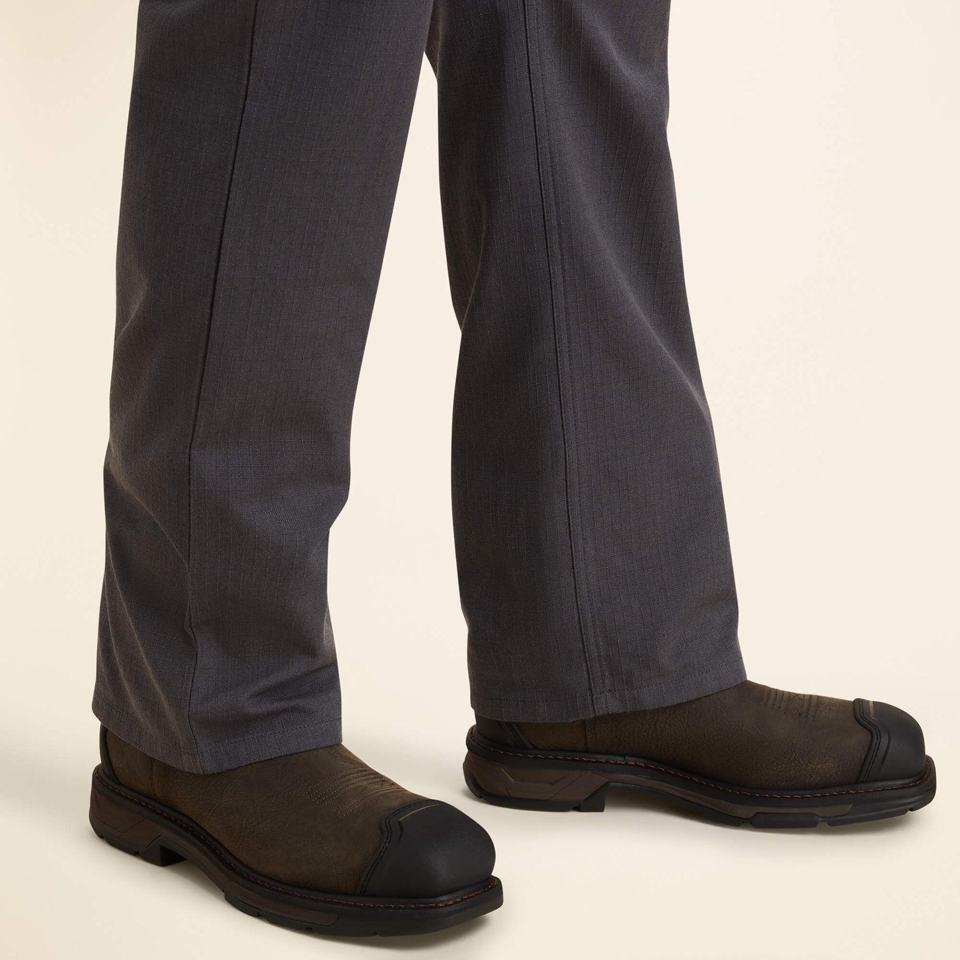 Ariat US - FR M4 Relaxed Crossfire Straight Pant