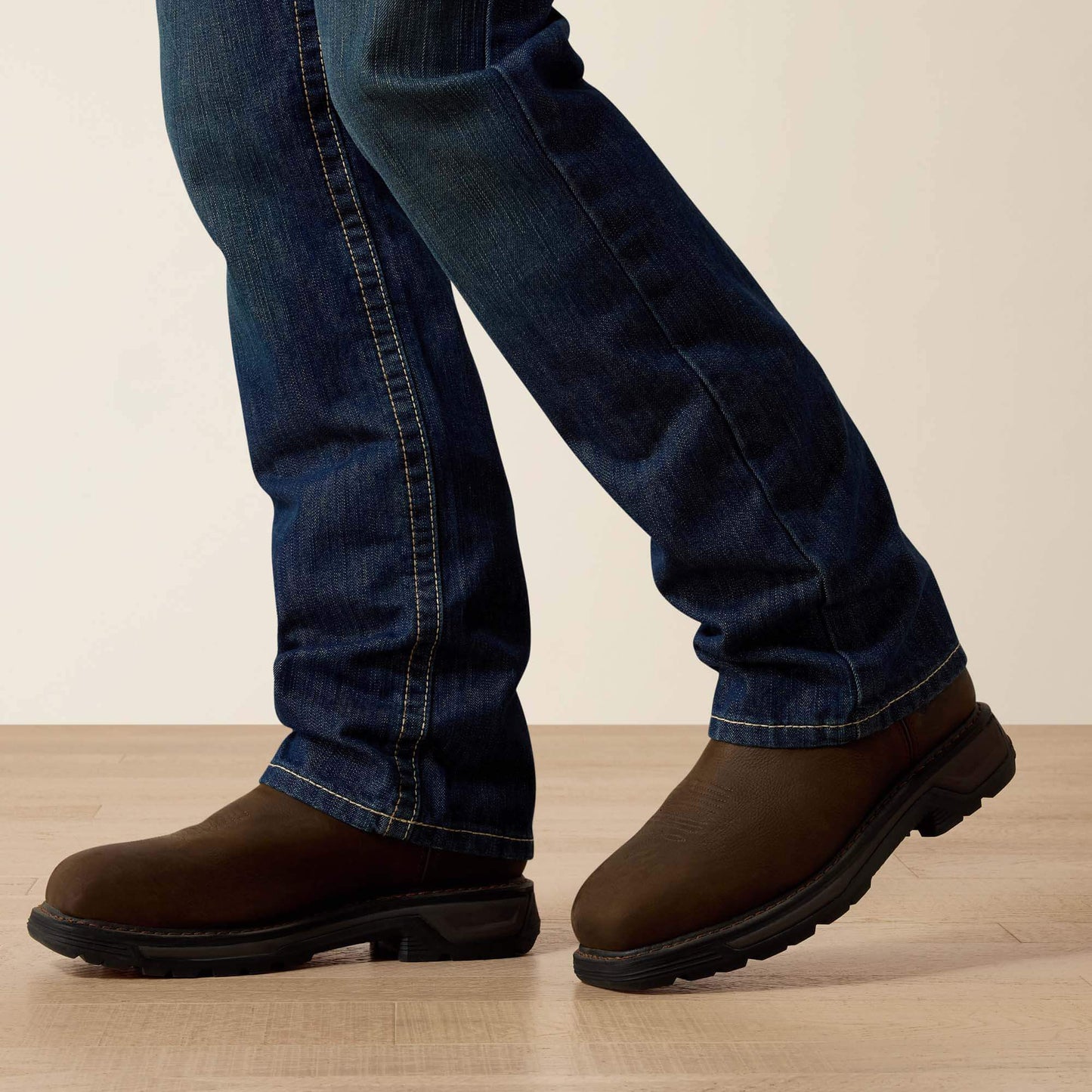Ariat Outlet - FR M4 Relaxed Boundary Boot Cut Jean