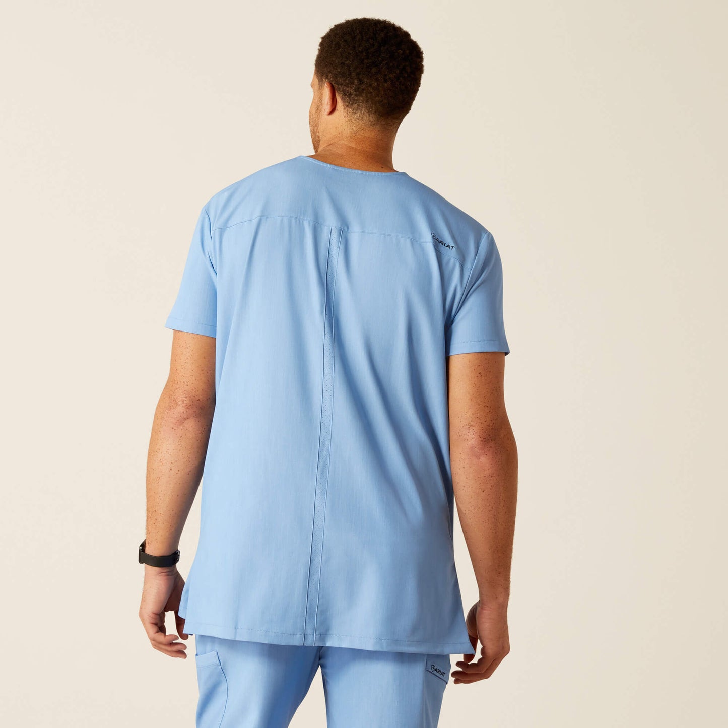 Ariat US - Derham 6 Pocket Scrub Top