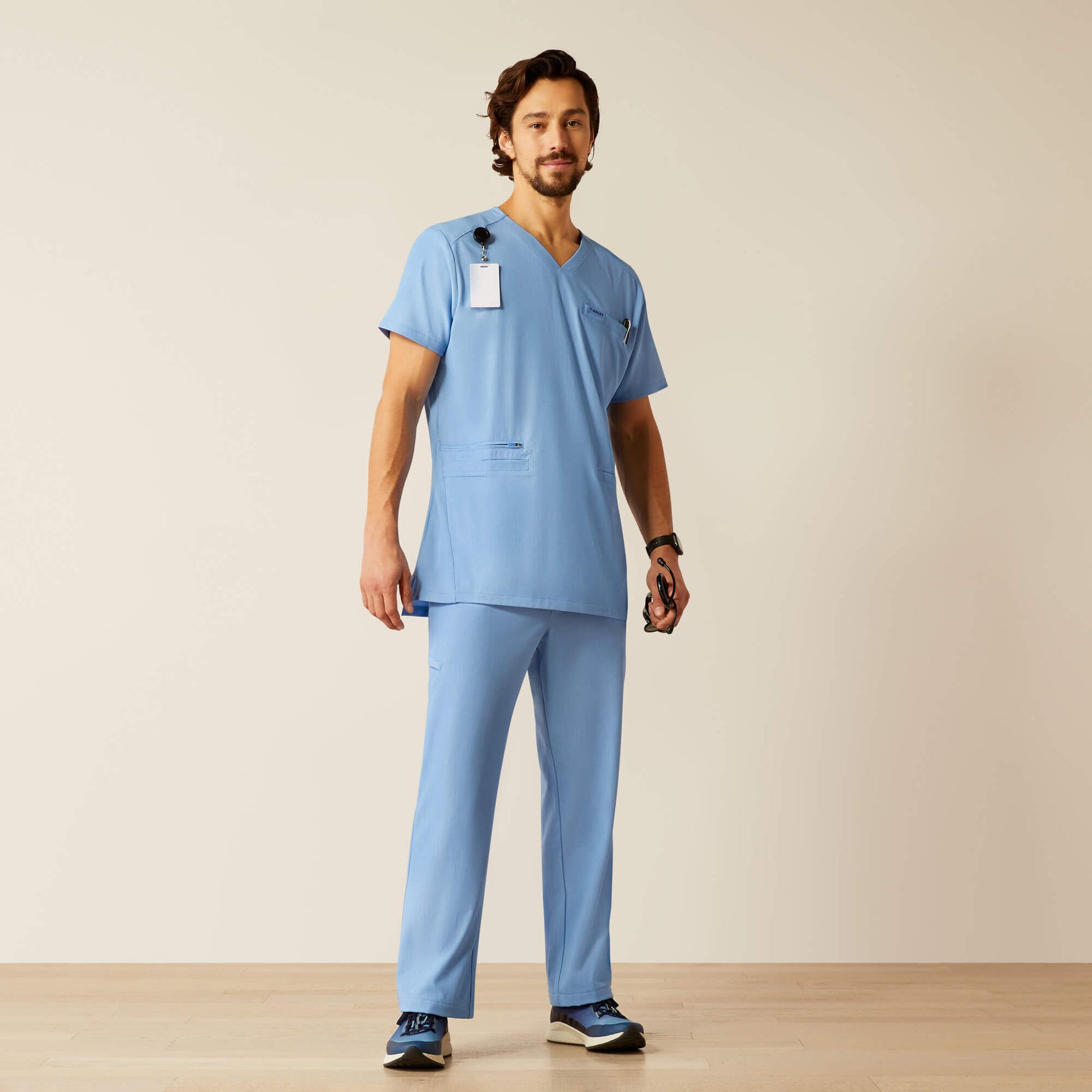 Ariat US - Derham 6 Pocket Scrub Top