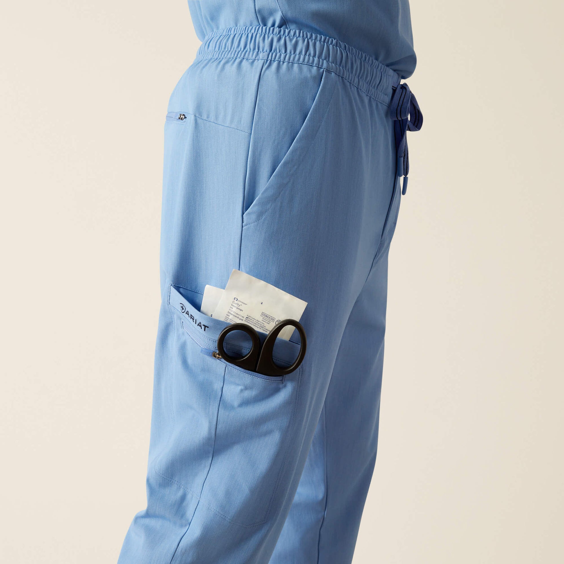 Ariat For Sale - Drew Cargo Stretch Jogger Scrub Pant