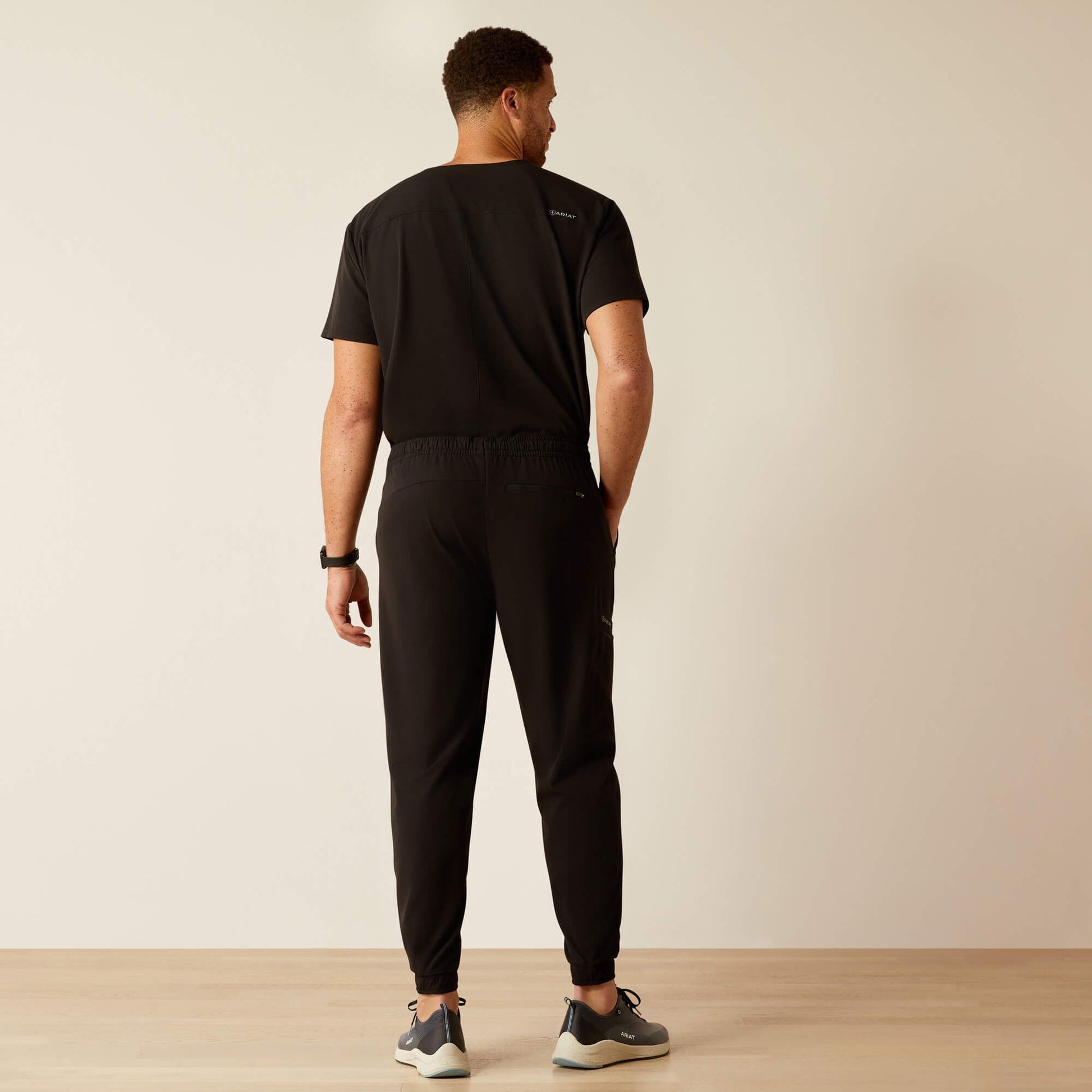 Ariat Outlet - Drew Cargo Stretch Jogger Scrub Pant