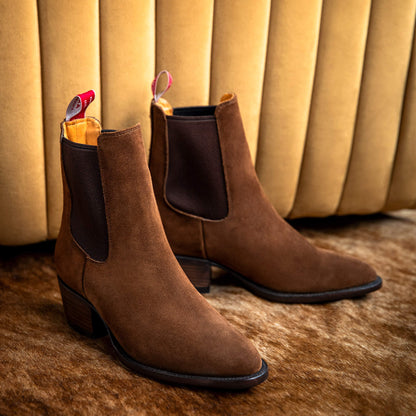Ariat Online Shop - Bench Made Eleanor Almond Toe Chelsea Boot