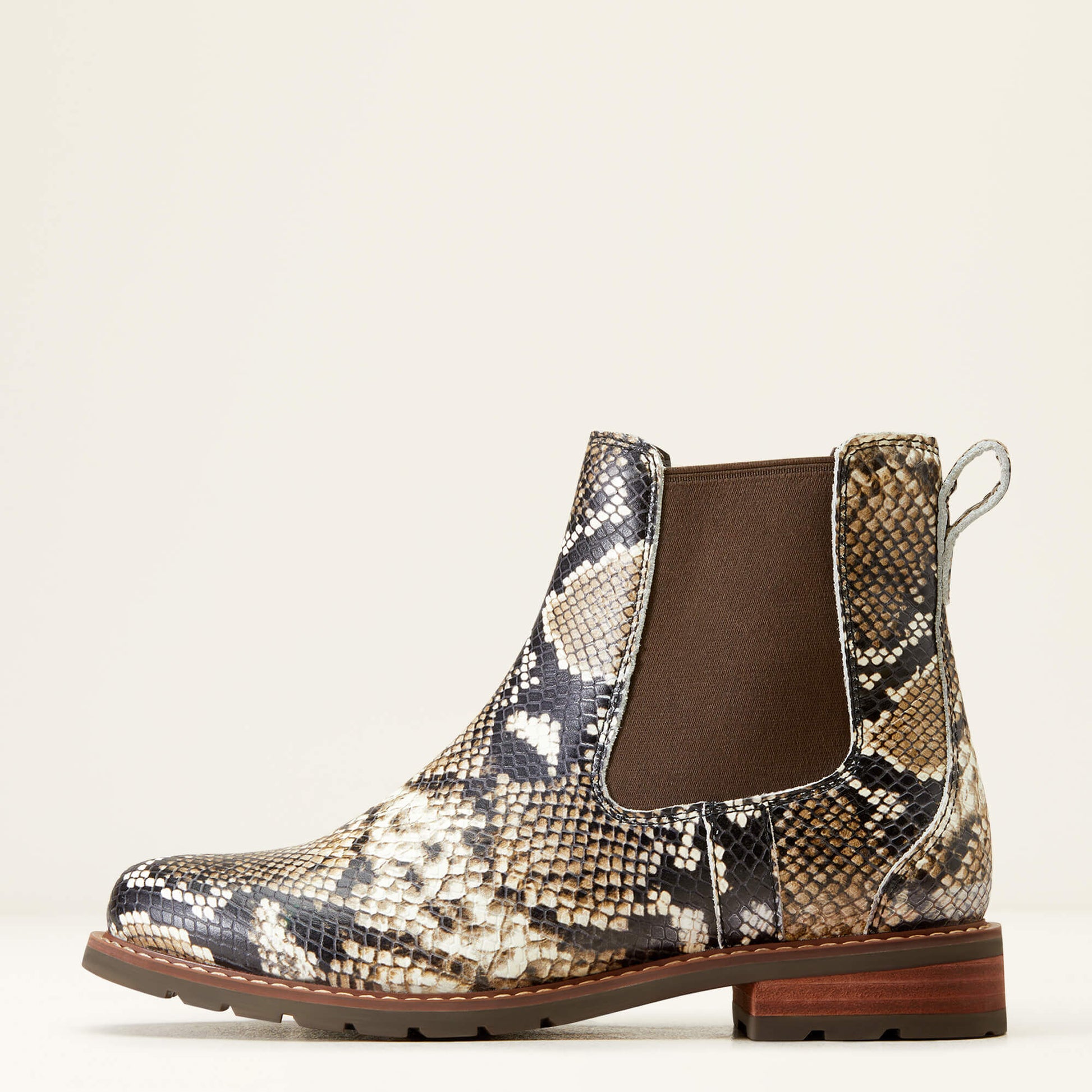 Ariat US - Wexford Chelsea Boot
