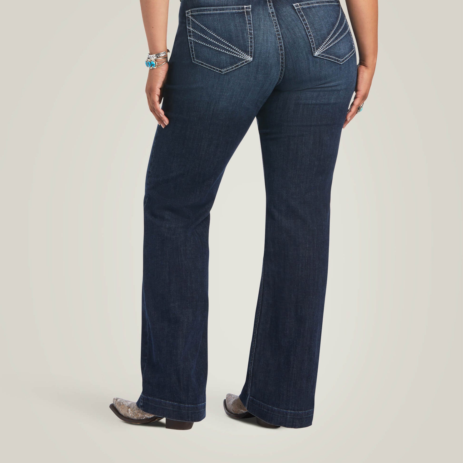 Ariat On Sale - Trouser Perfect Rise Aisha Wide Leg Jean
