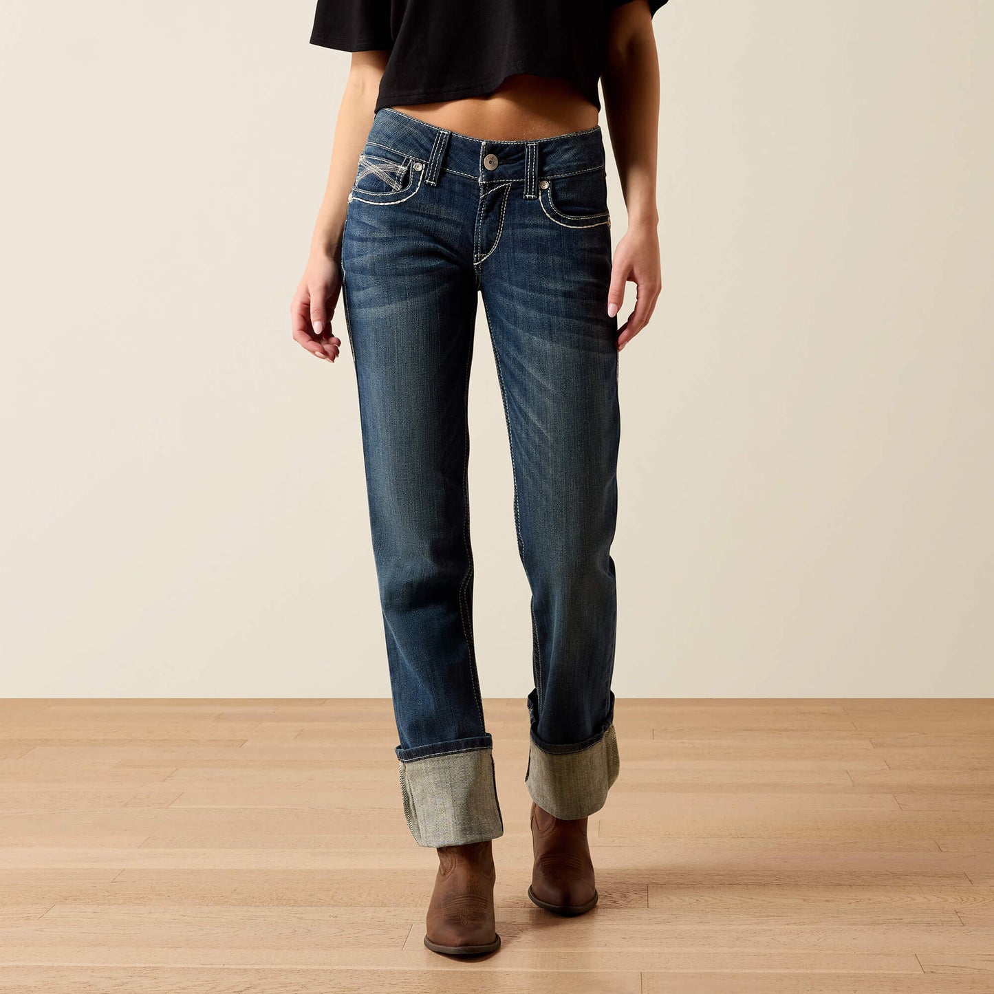 Ariat Outlet - R.E.A.L. Mid Rise Stretch Ivy Stackable Straight Leg Jean