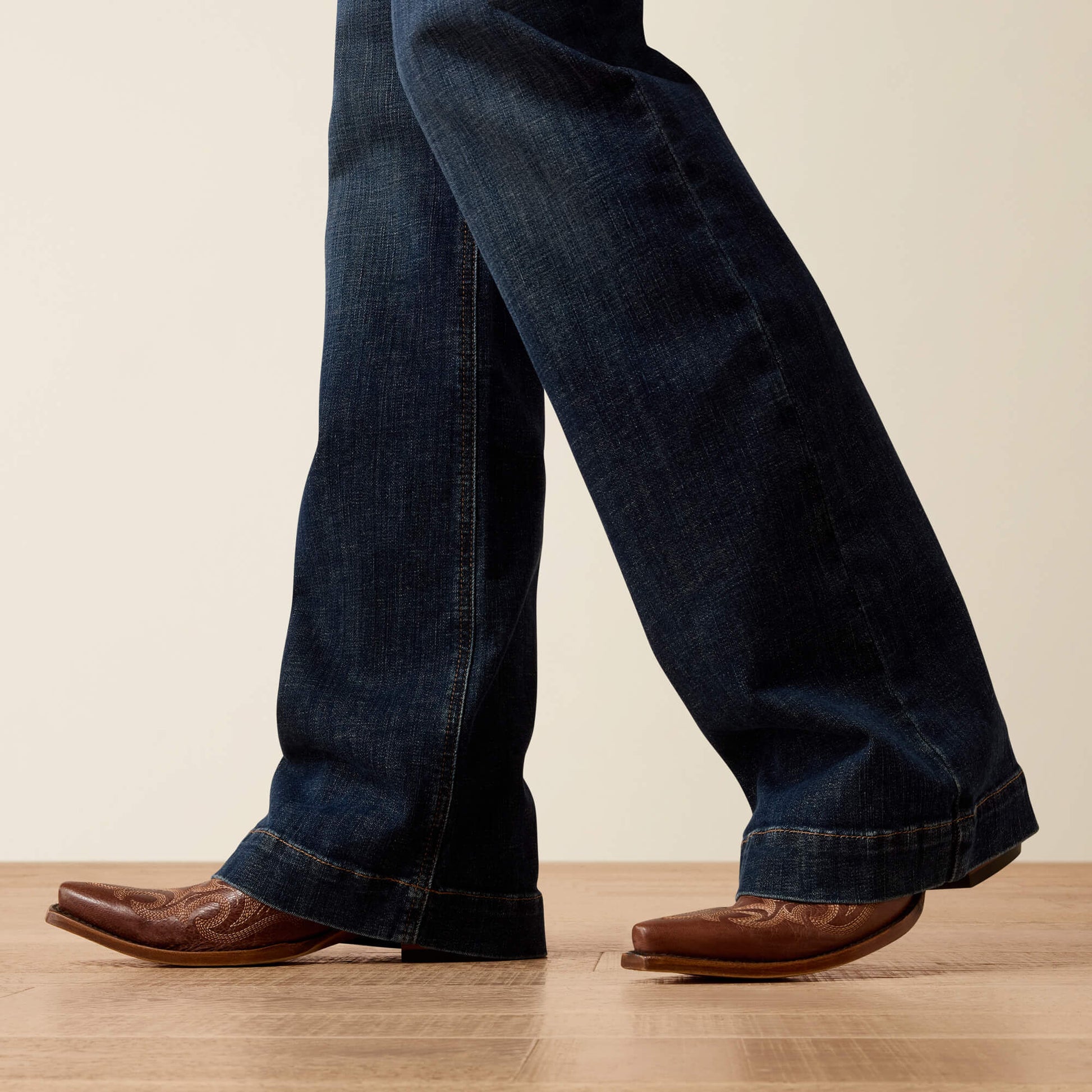 Ariat Online - Perfect Rise Maddie Trouser Jeans