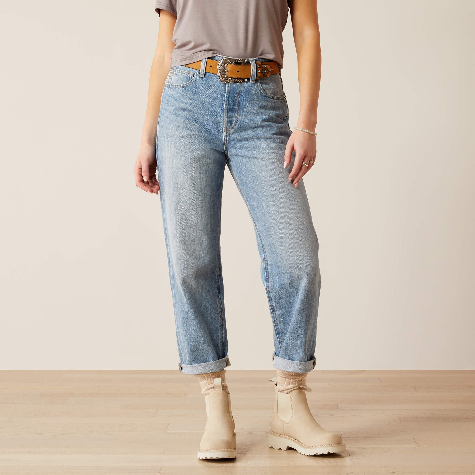 Ariat Online - Ultra High Rise Tomboy Straight Leg Jeans