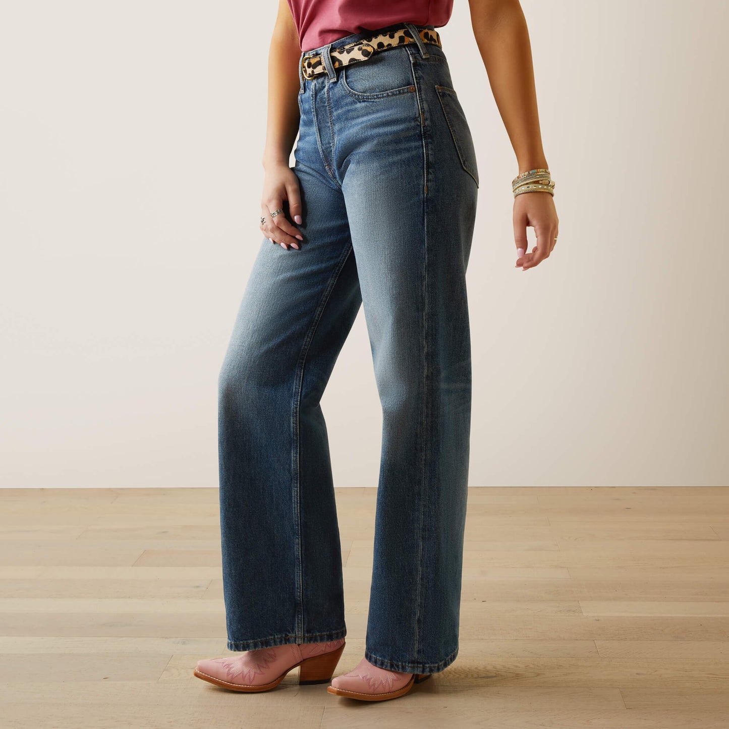 Ariat Online - Ultra High Rise Tomboy Wide Jean