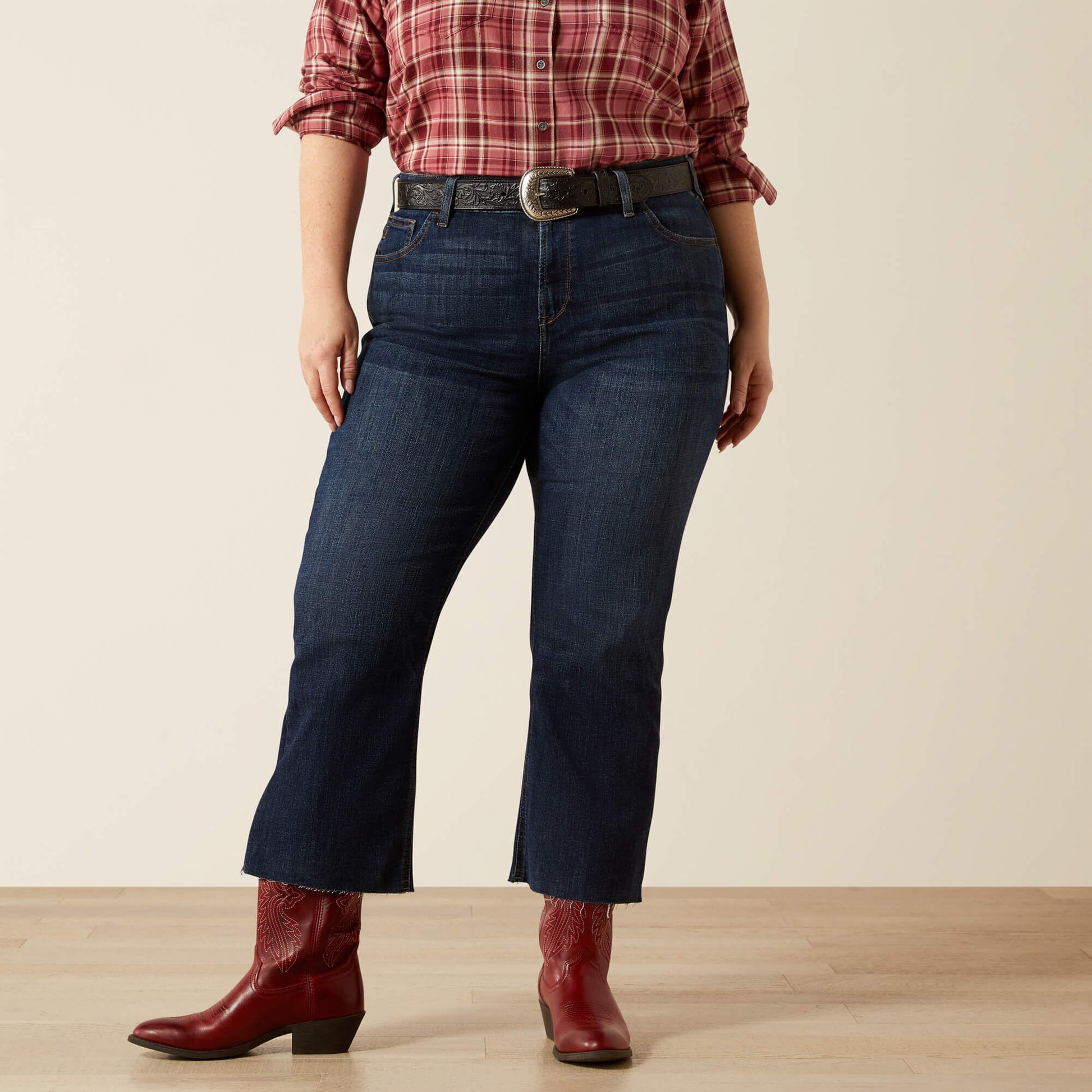 Ariat Outlet - Perfect Rise Lucy Kick Flare Jean