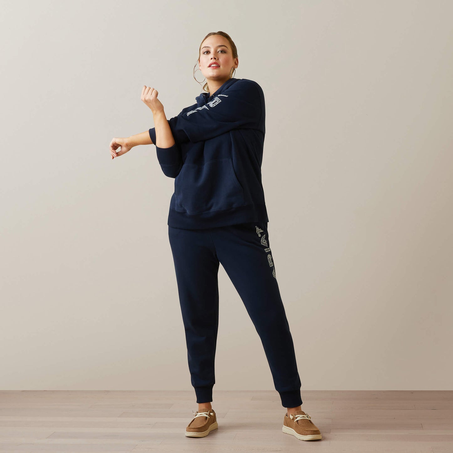 Ariat Outlet - Ariat Logo Hoodie