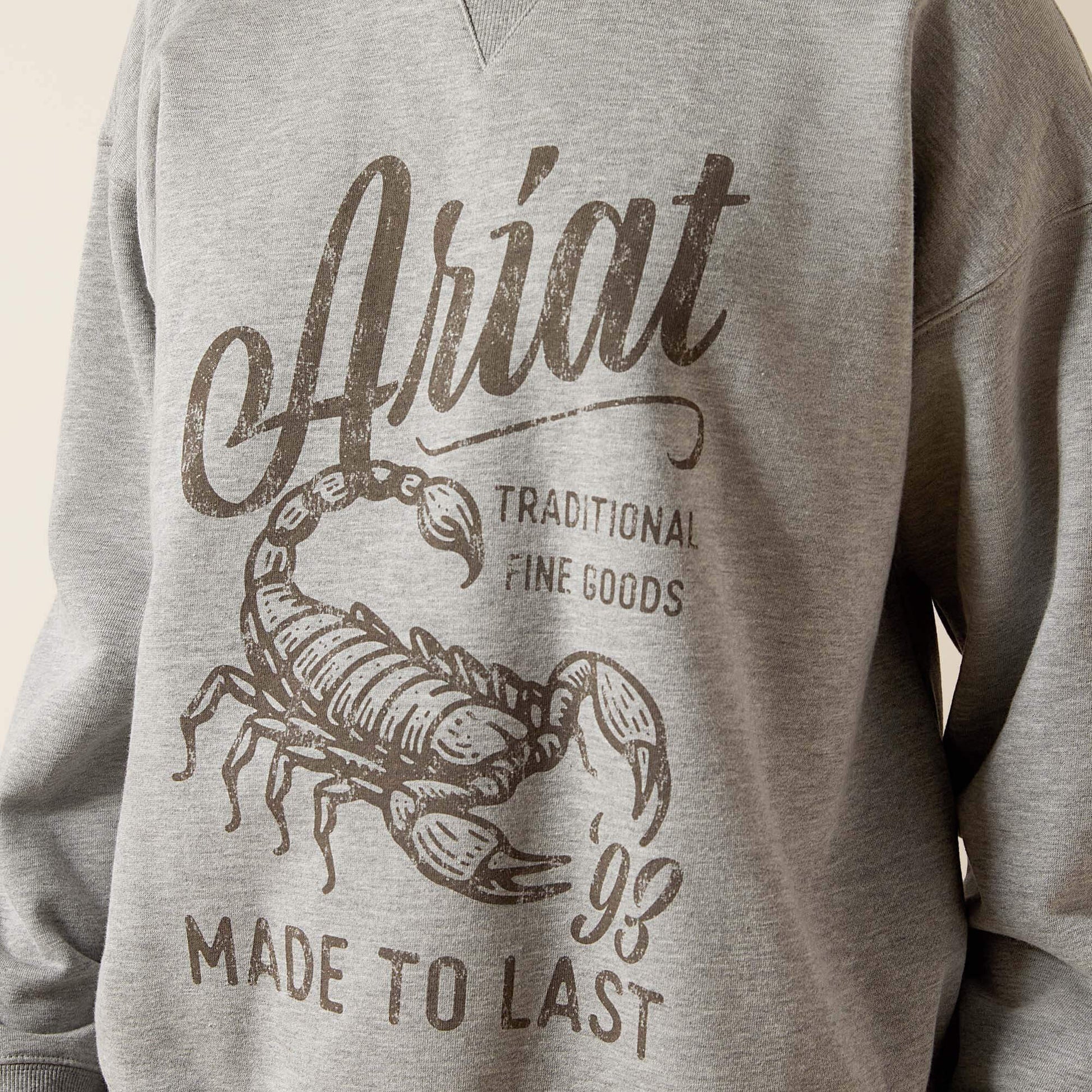Ariat Online Shop - Scorpion Script Oversized Sweatshirt