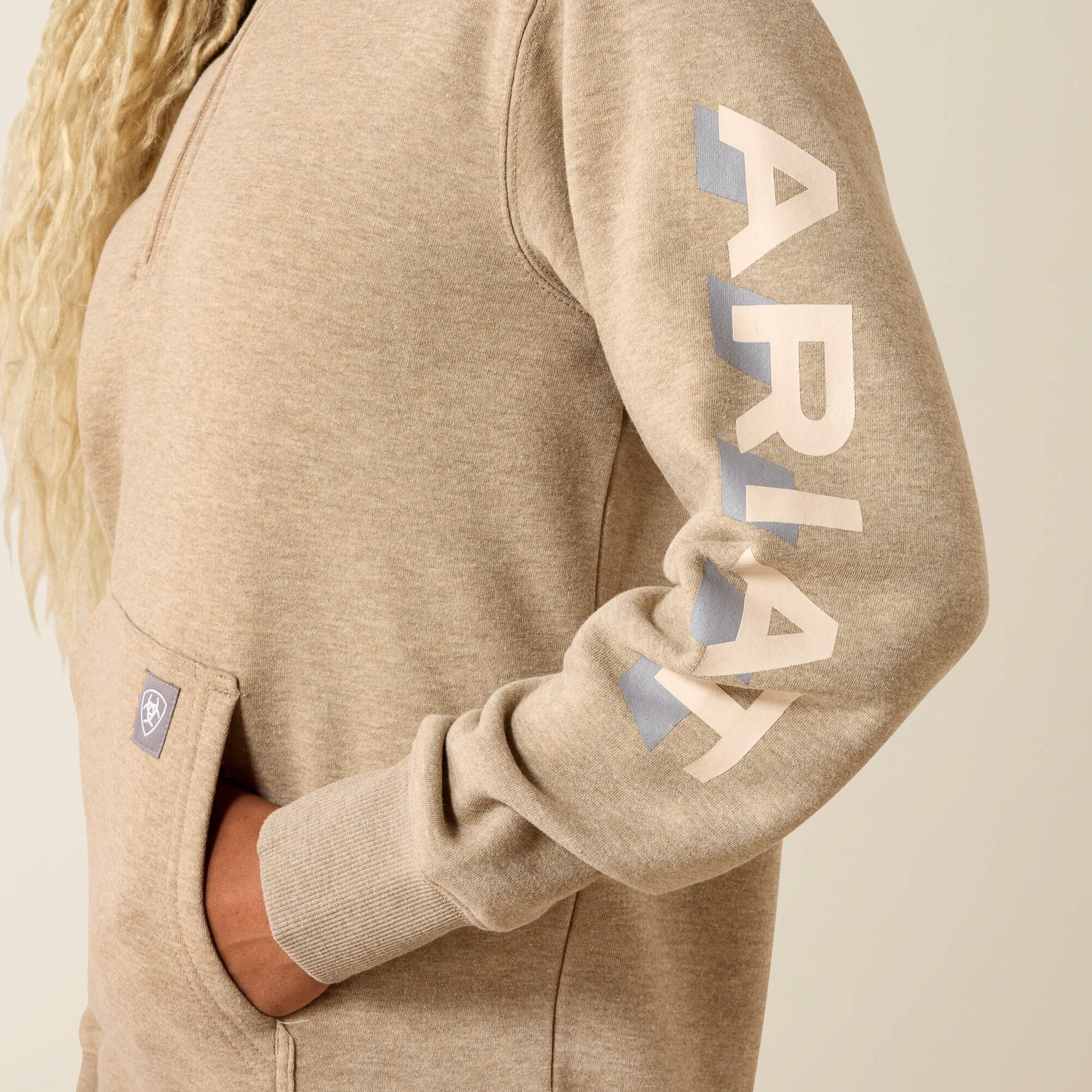Ariat Online Shop - Rebar Lightweight Logo 1/2 Zip Hoodie