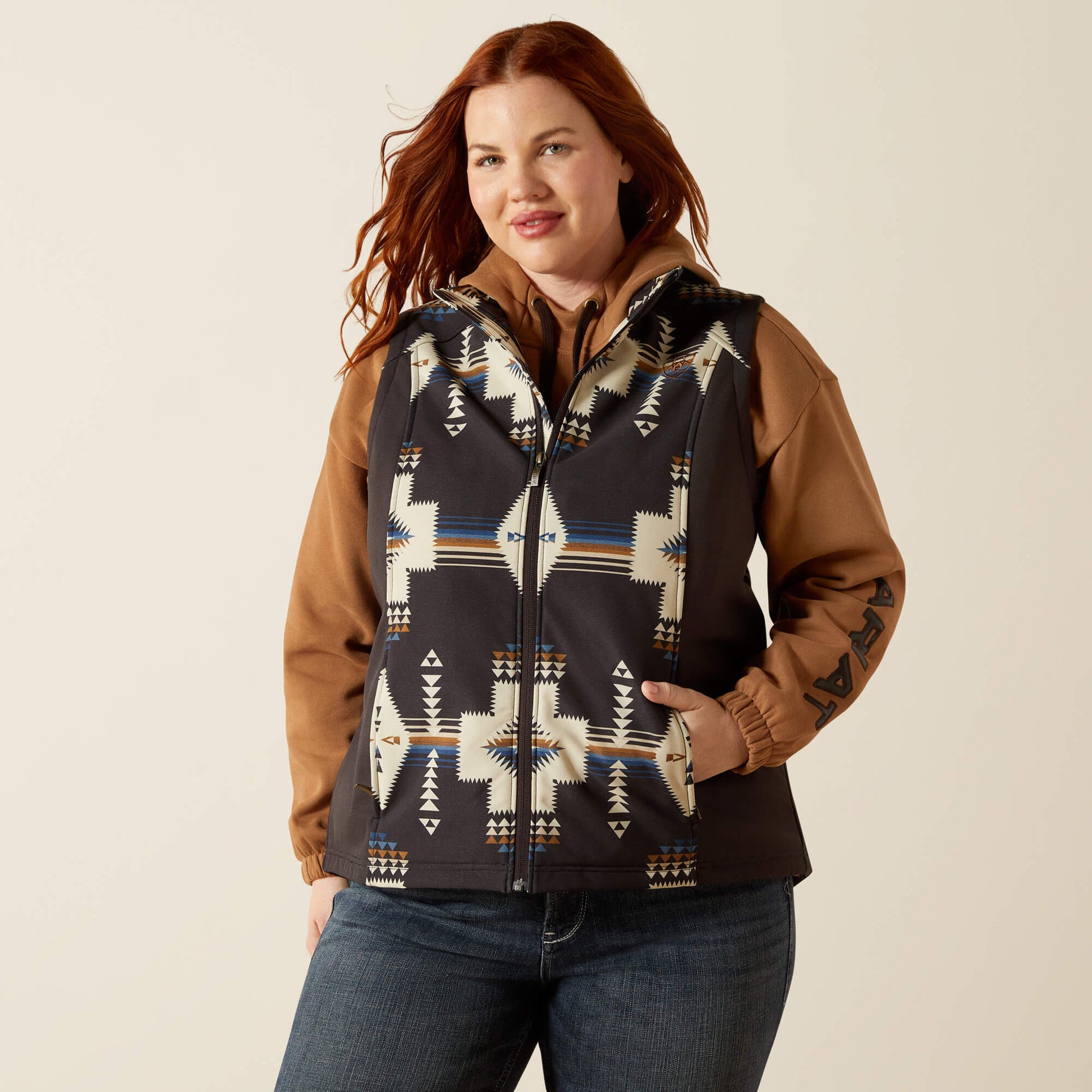 Ariat Outlet - Ariat Logo Softshell Print Vest