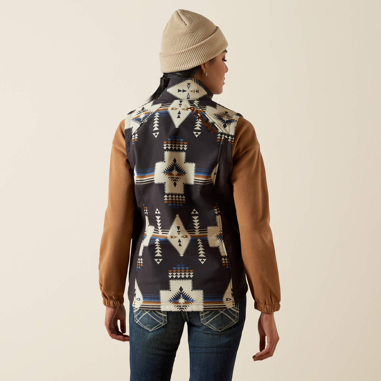 Ariat Outlet - Ariat Logo Softshell Print Vest